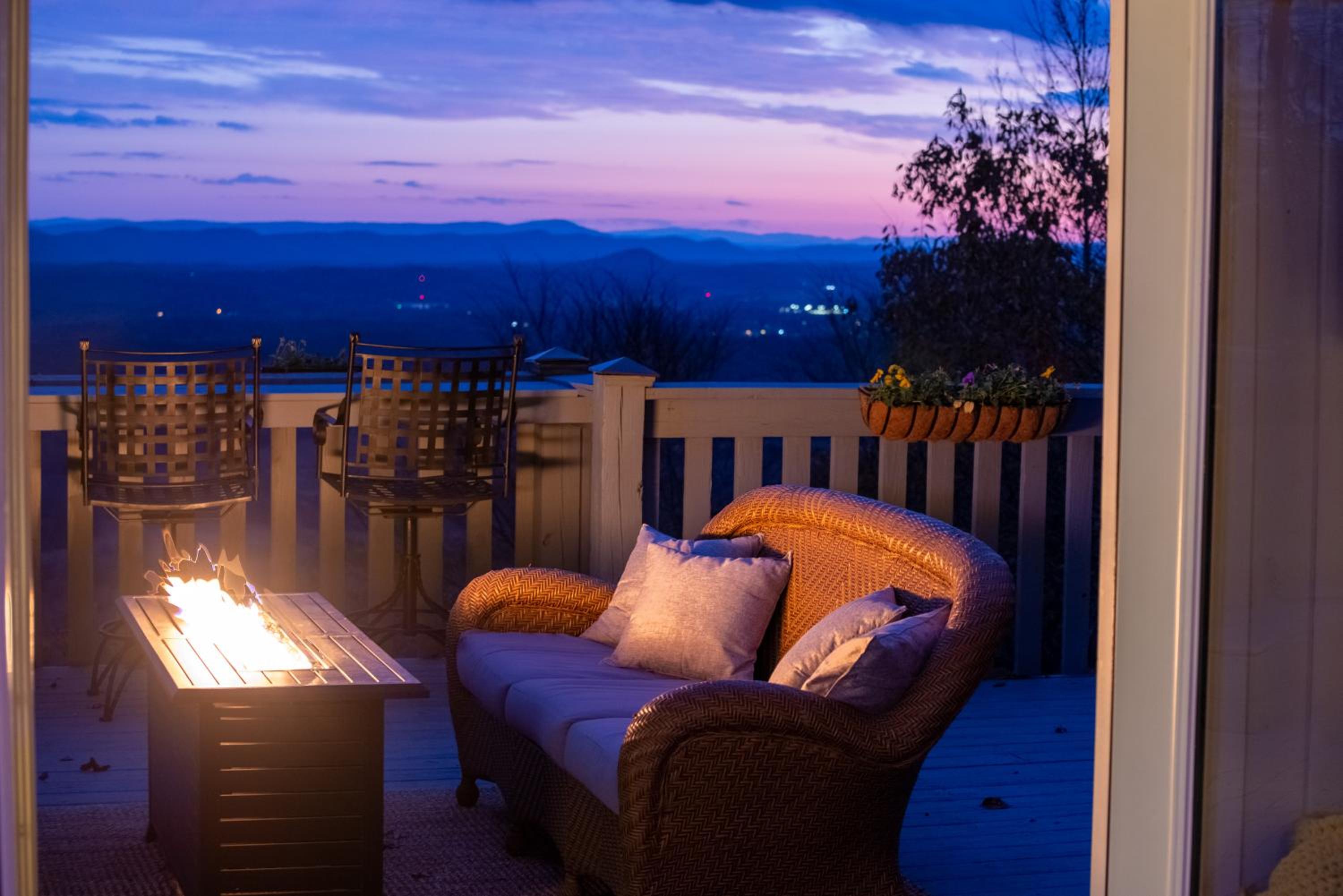 Cabin in the clouds 3BR, 2BA