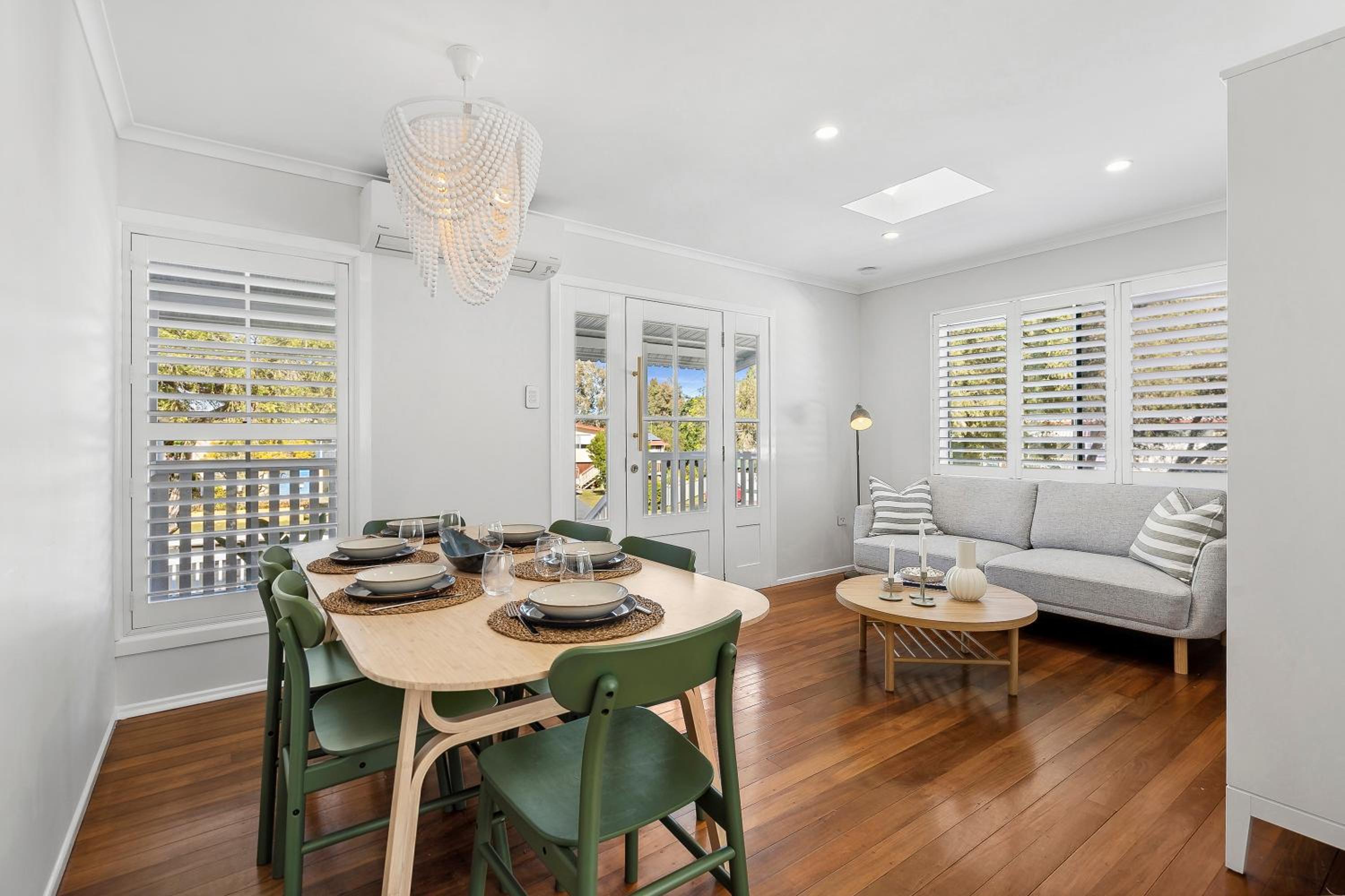 Bridgeport Pool Escape, Pets welcome - Sleeps 7
