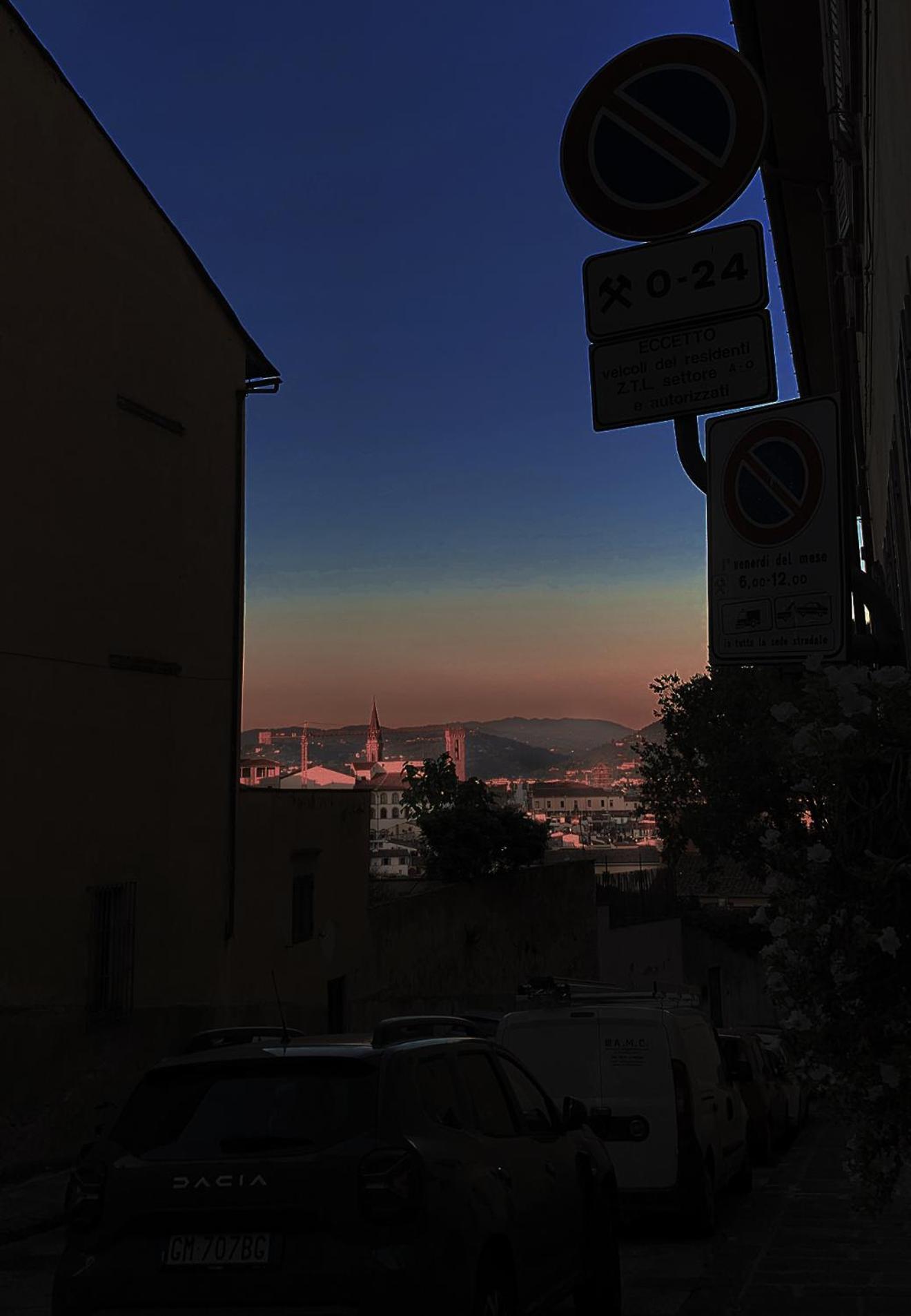 Charm flat in Florence city center