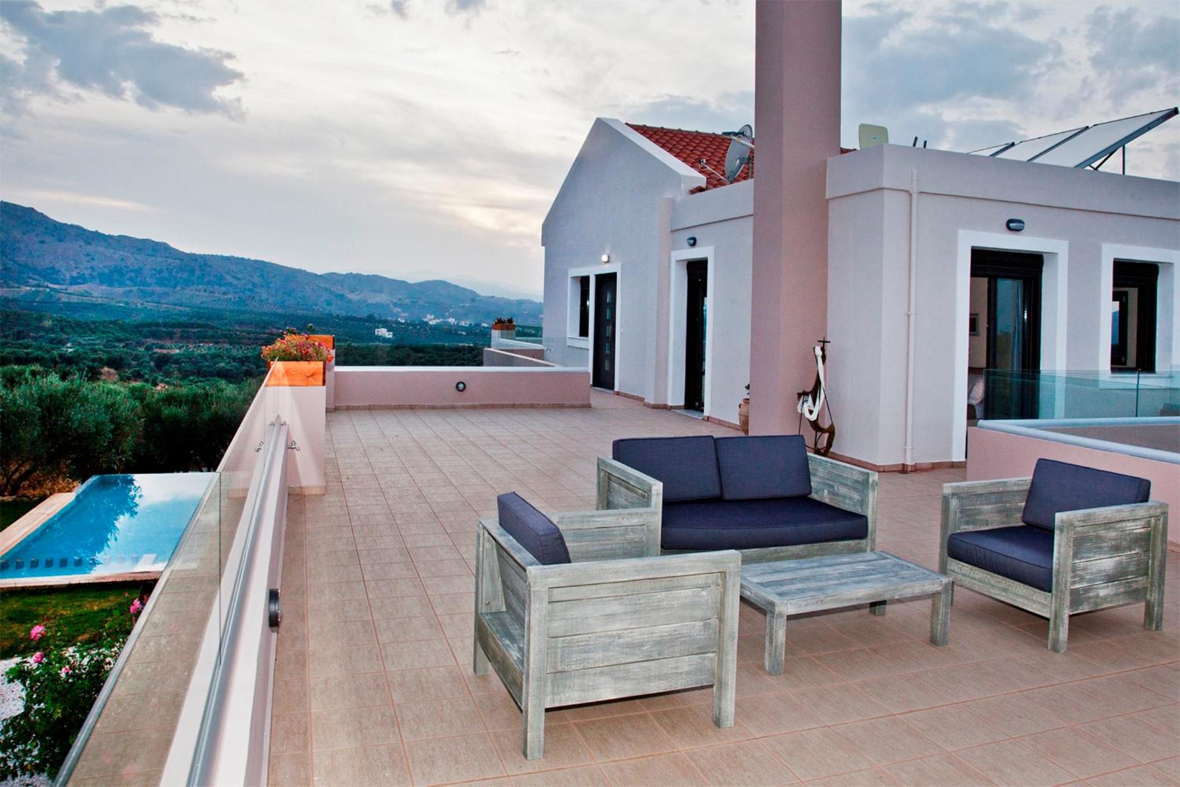 Villa Lofos view 4