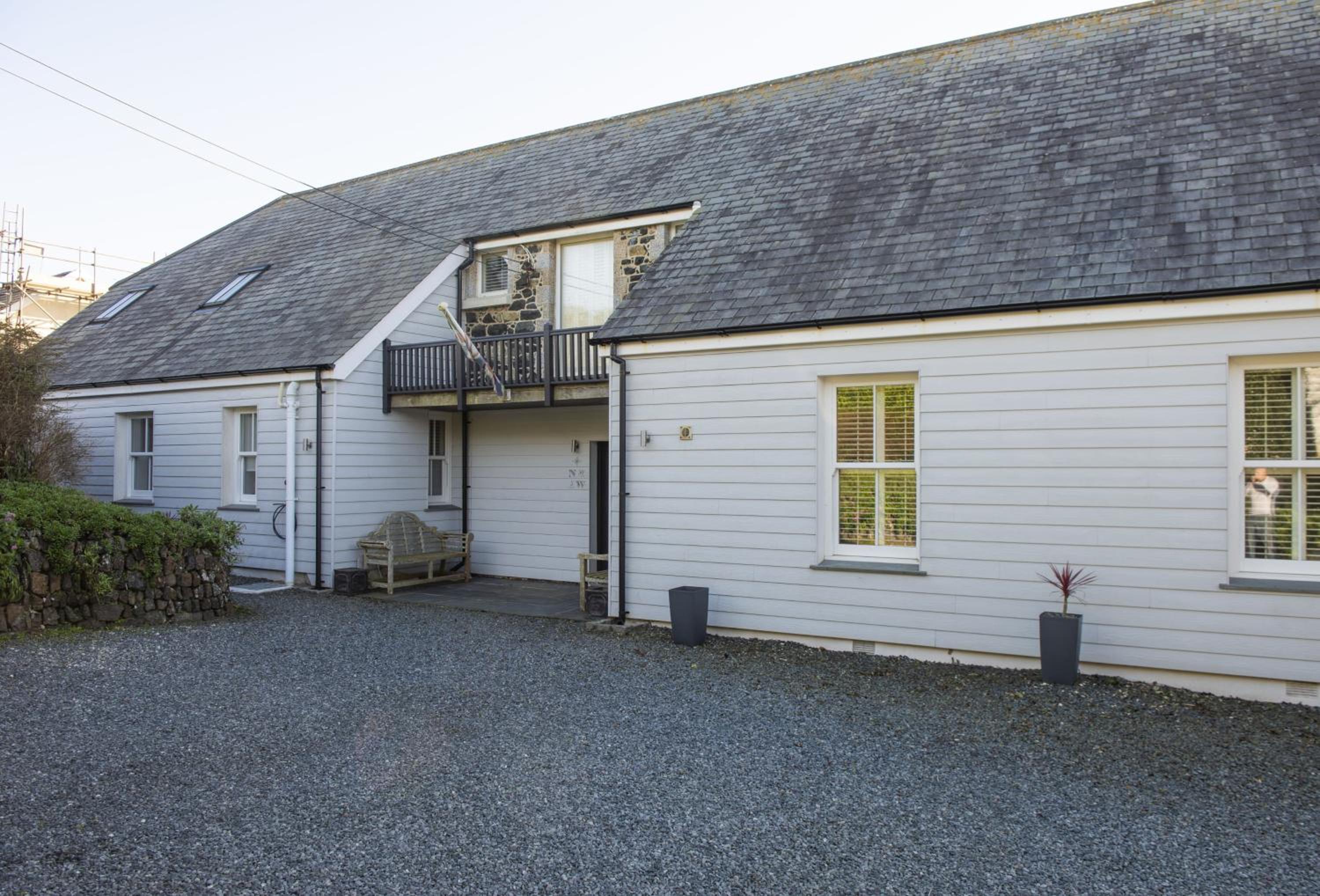 Henscath House