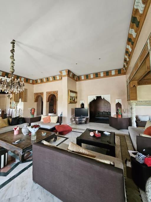 Villa jowehara Palmeraie Marrakech view 2