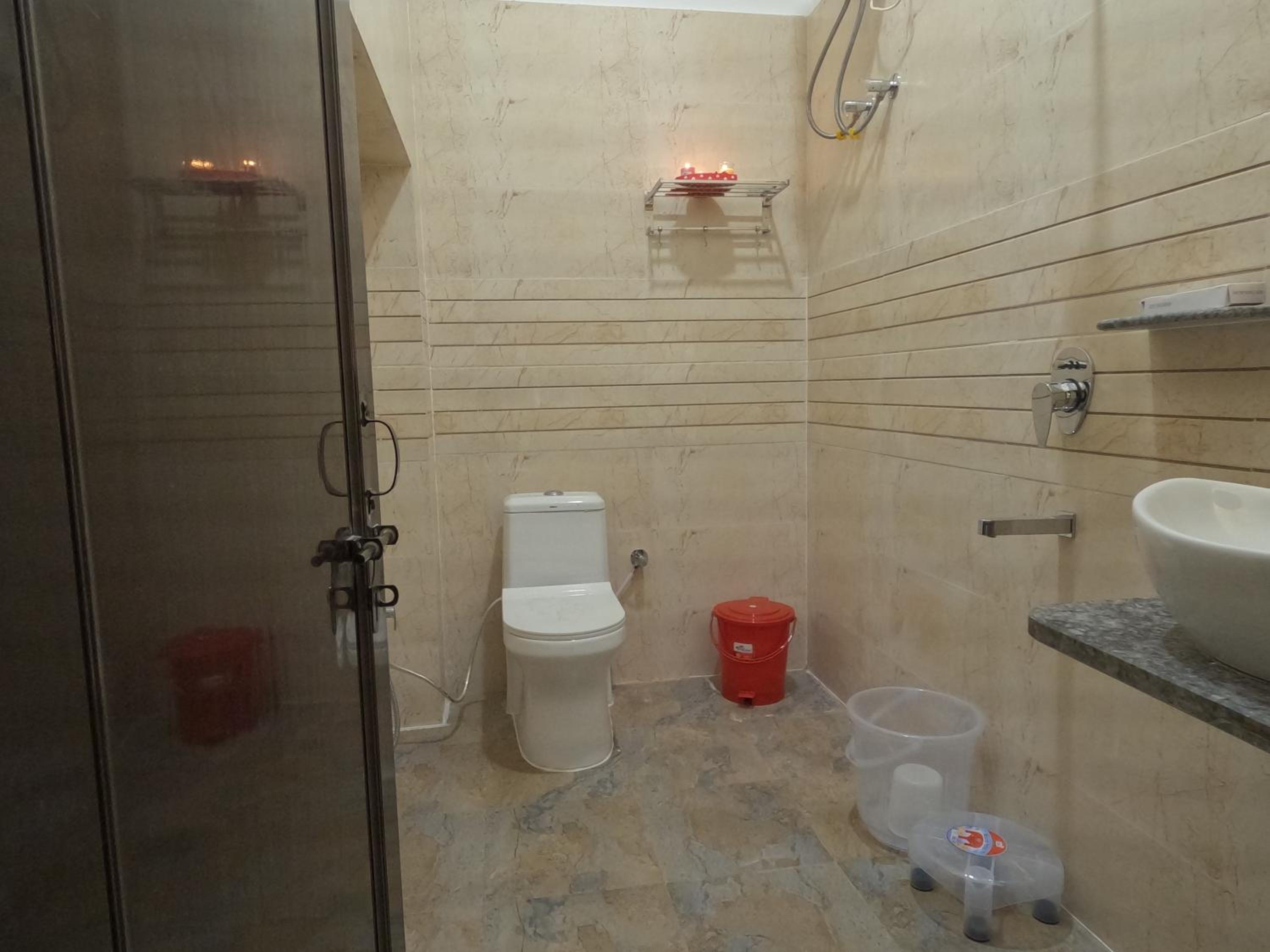 Photo 11