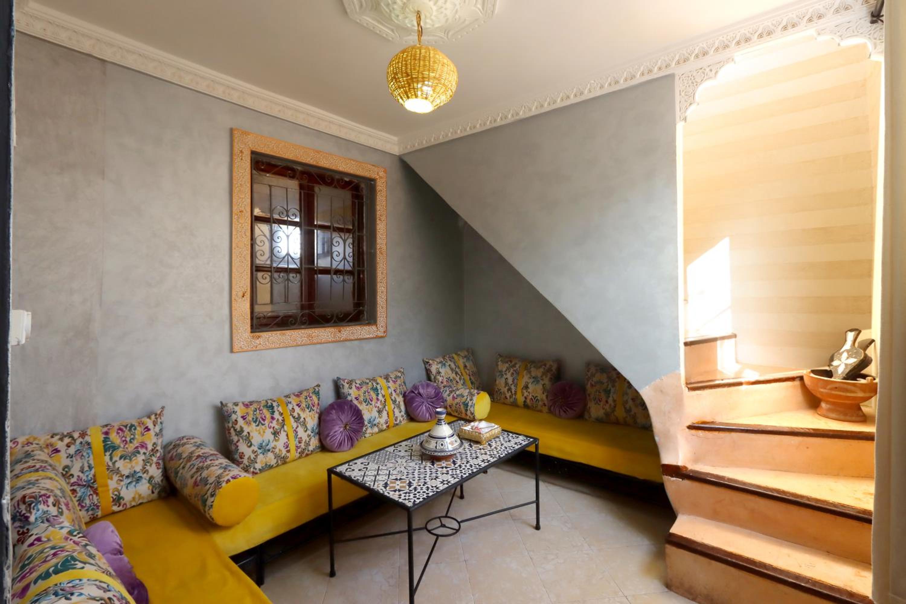 lounge