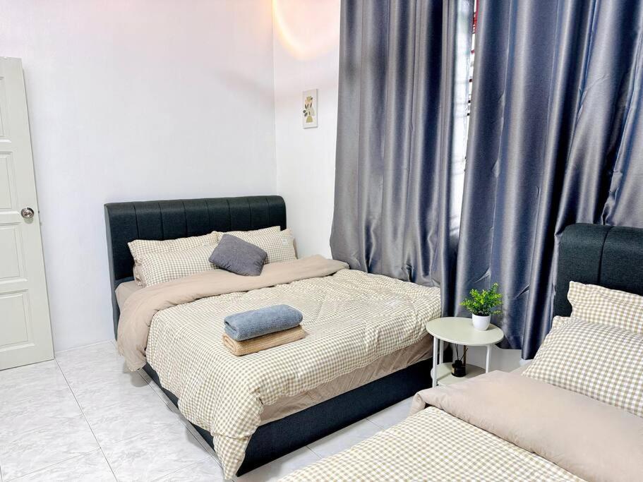 SemiD-Projector-Pool-Netflix-3R2BR-FullyAircon photo 4