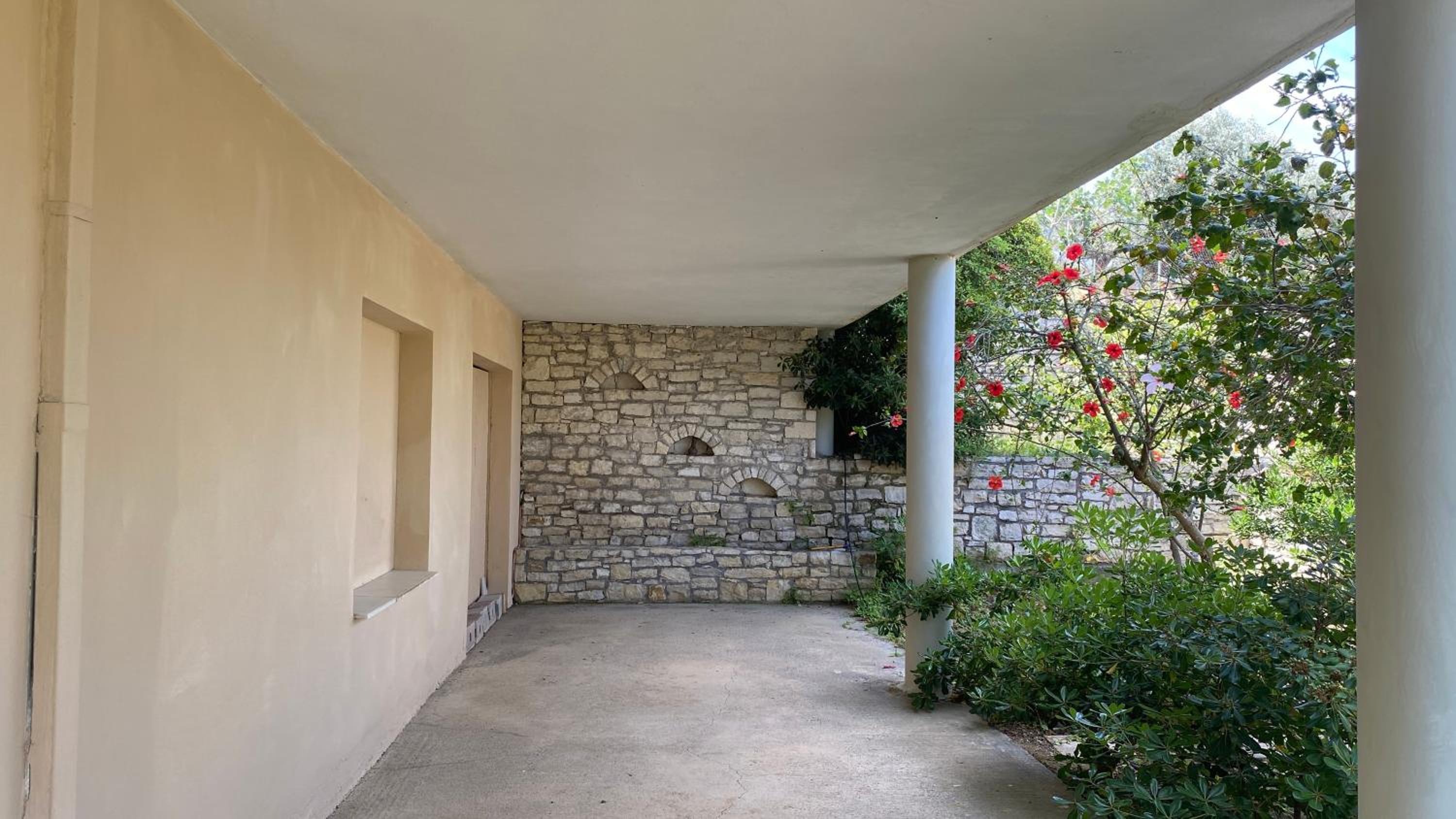 Villa George