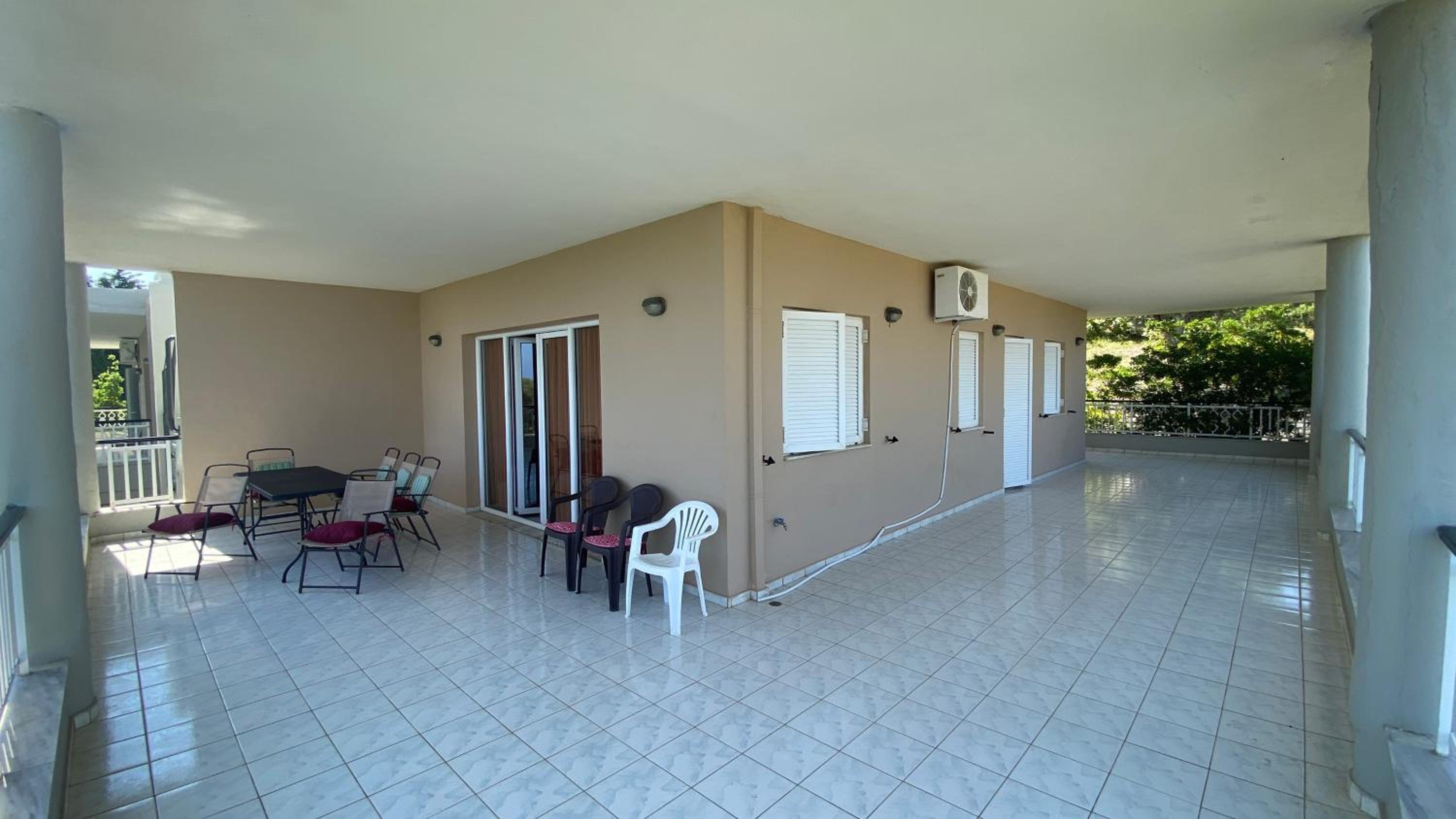 Villa George
