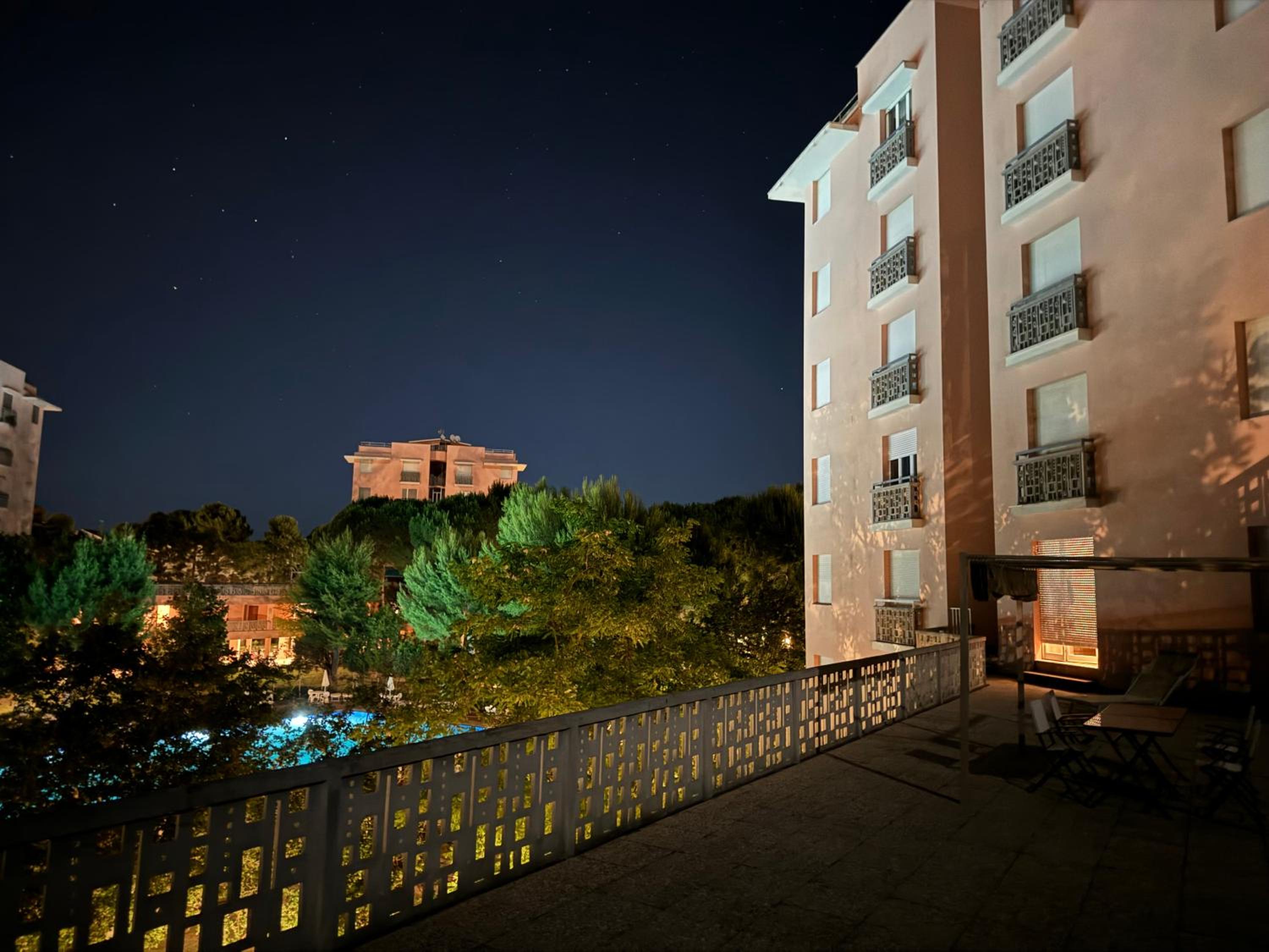 Marcelli, trilocale con terrazzo in residence con piscina - M398 view 2