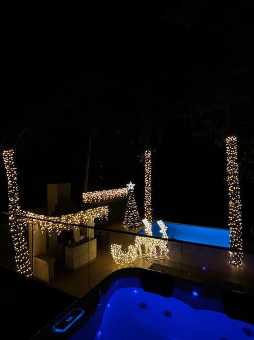 Riverhouse PIER
