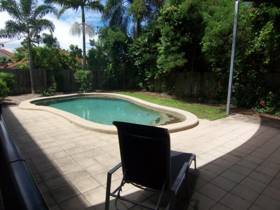 Oceanbreeze Apartment in Cairns North