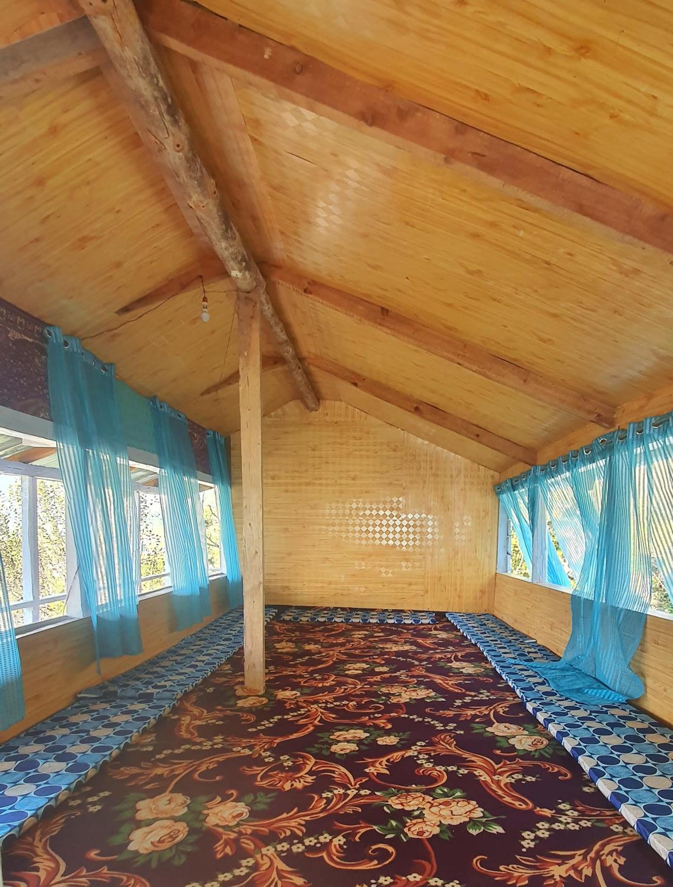 Mudhouse Cottage in Apple Orchard - Sainj Valley view 4