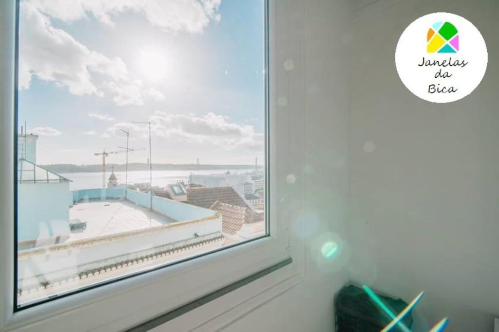 Windows of Bica-great view over river view 5
