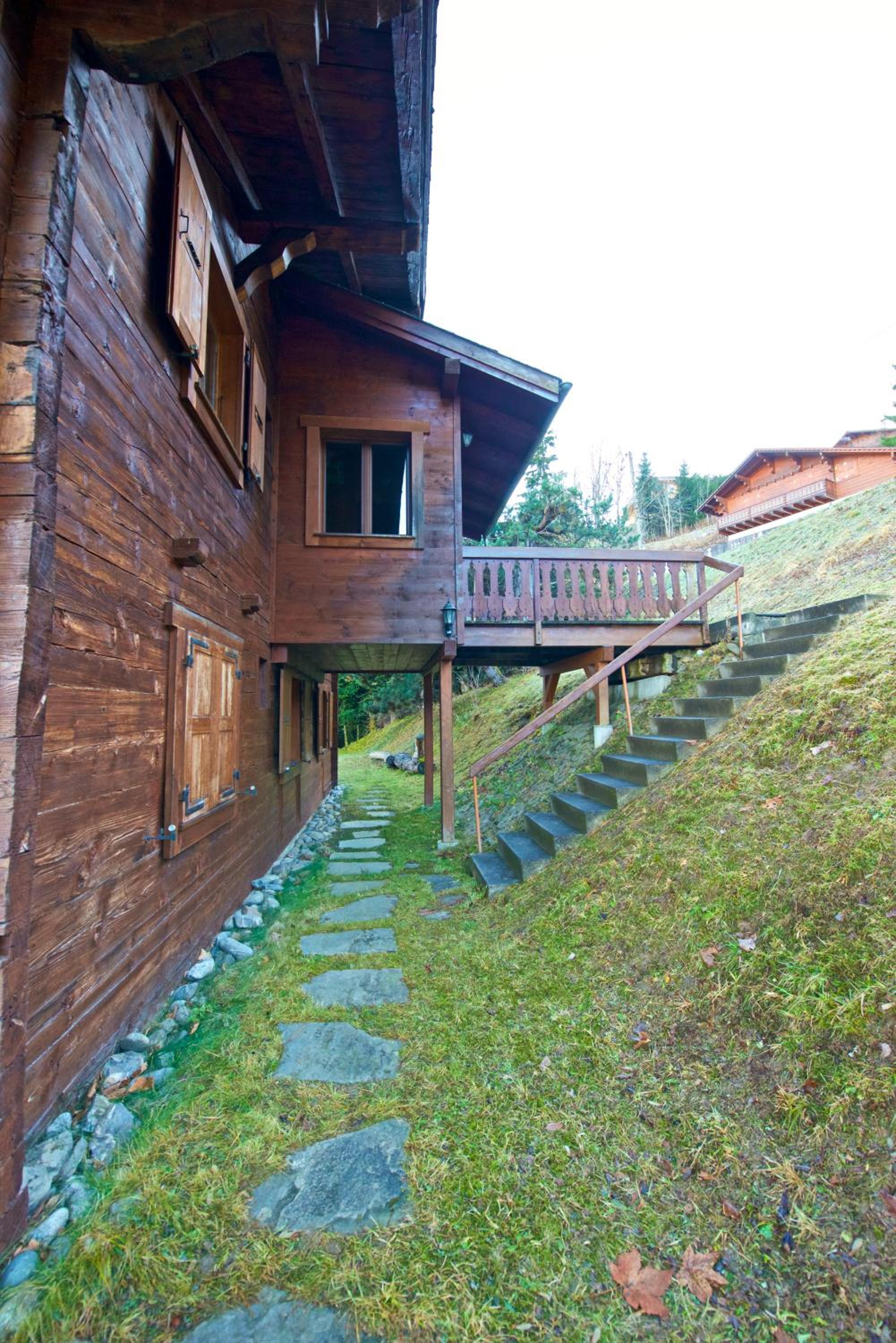 Photo 47