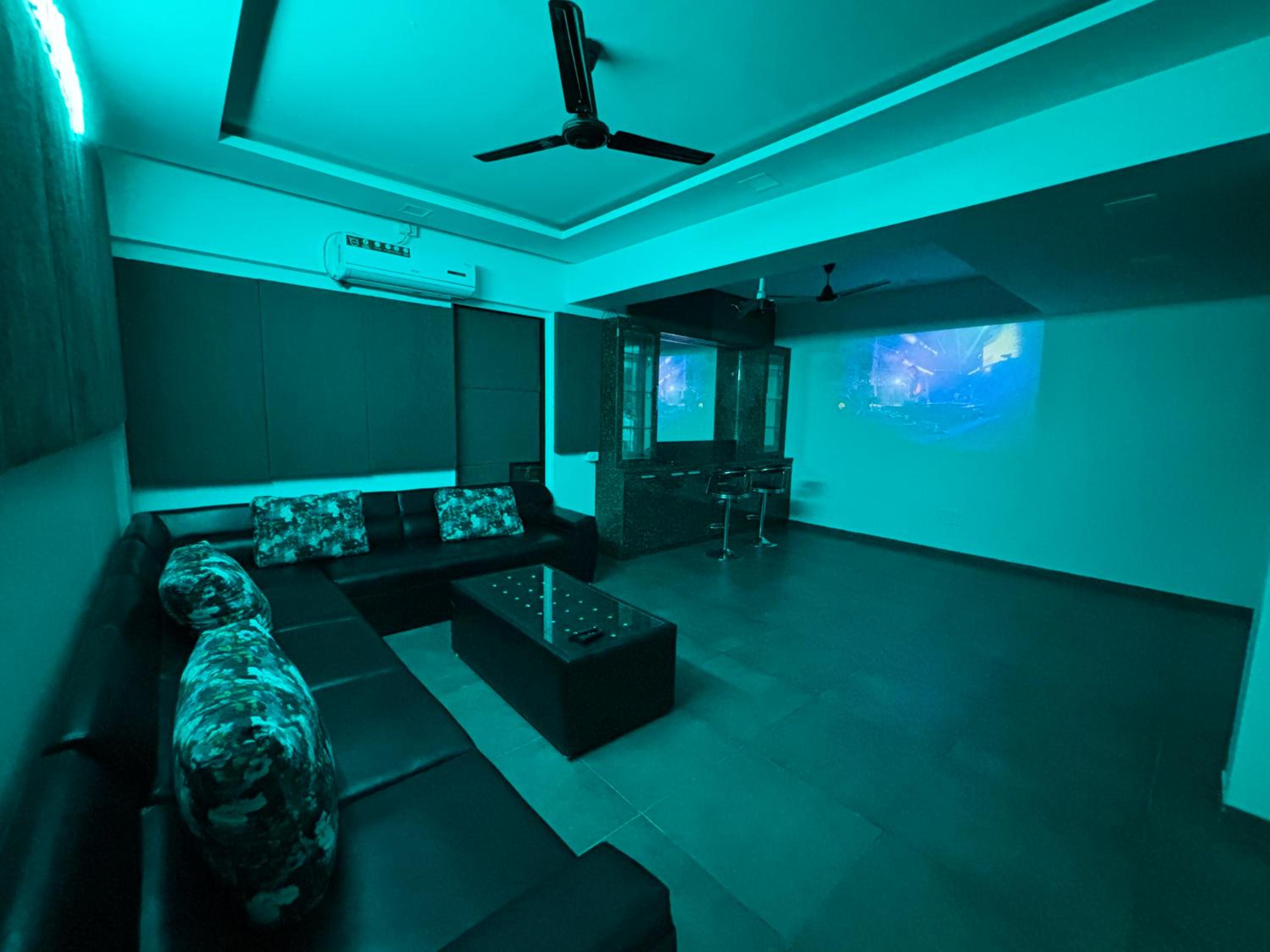 lounge