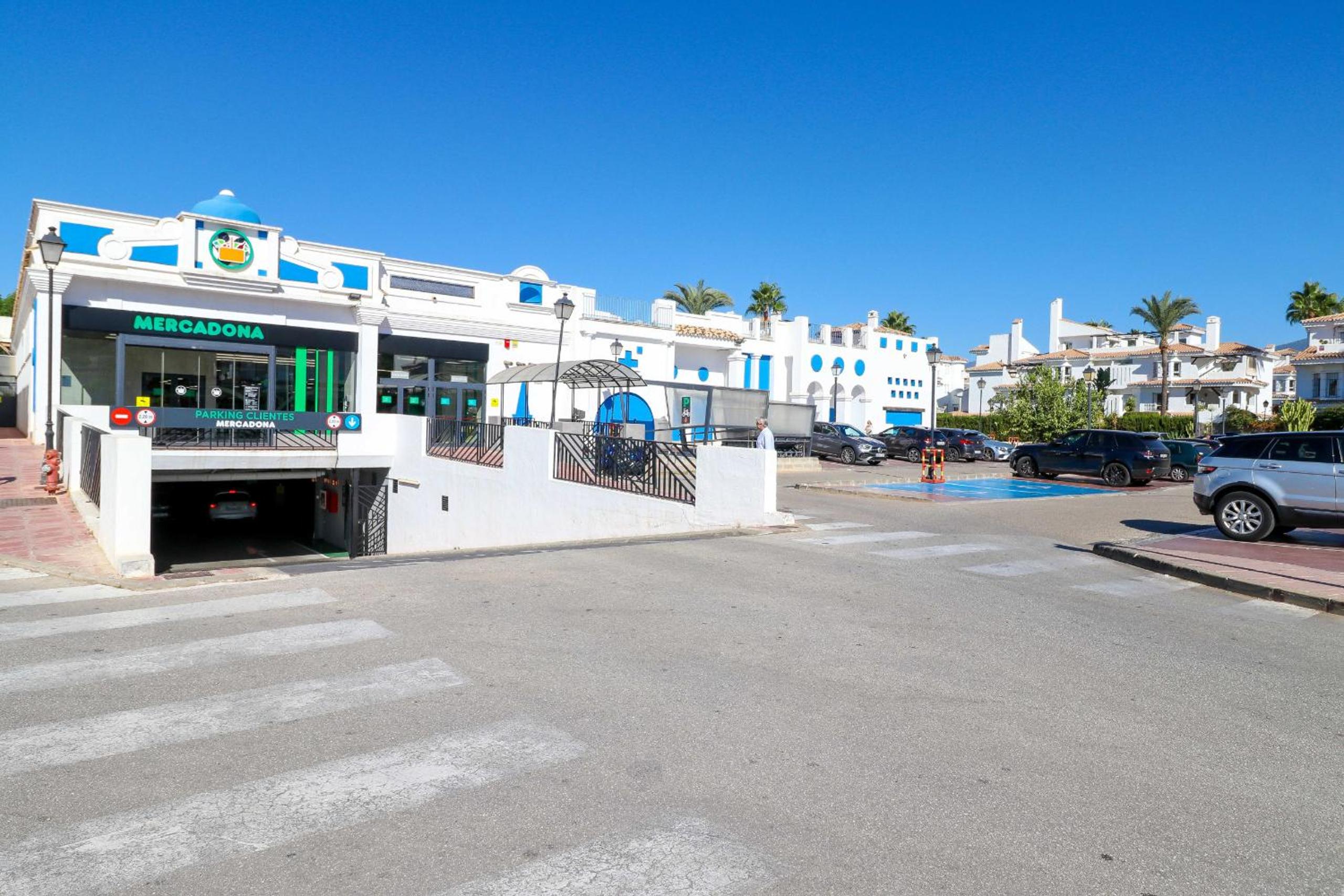 Los Naranjos de Marbella apartment
