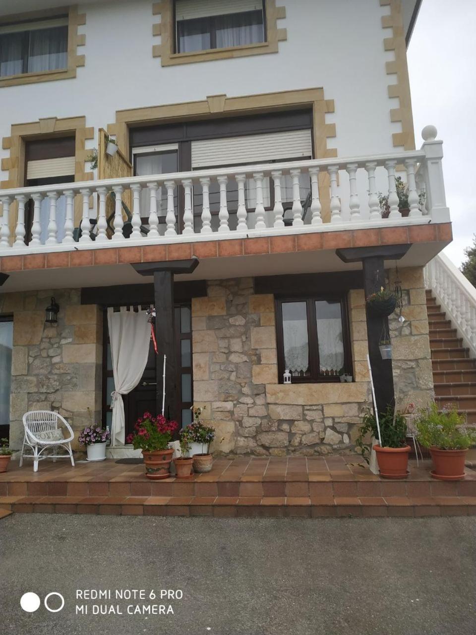 VILLA Mamuki- habitación doble con balcón photo 2