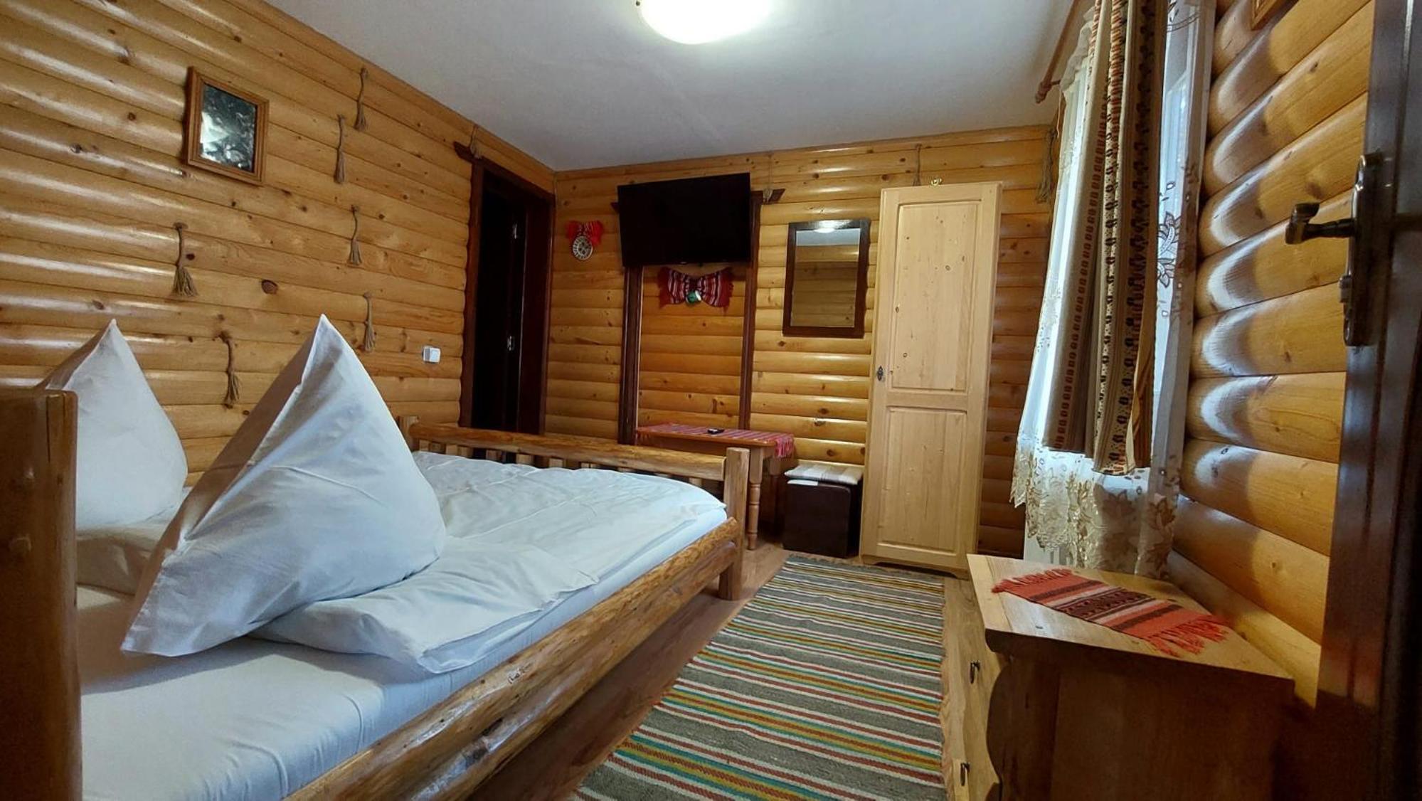 Cabana Dochita 2 view 2