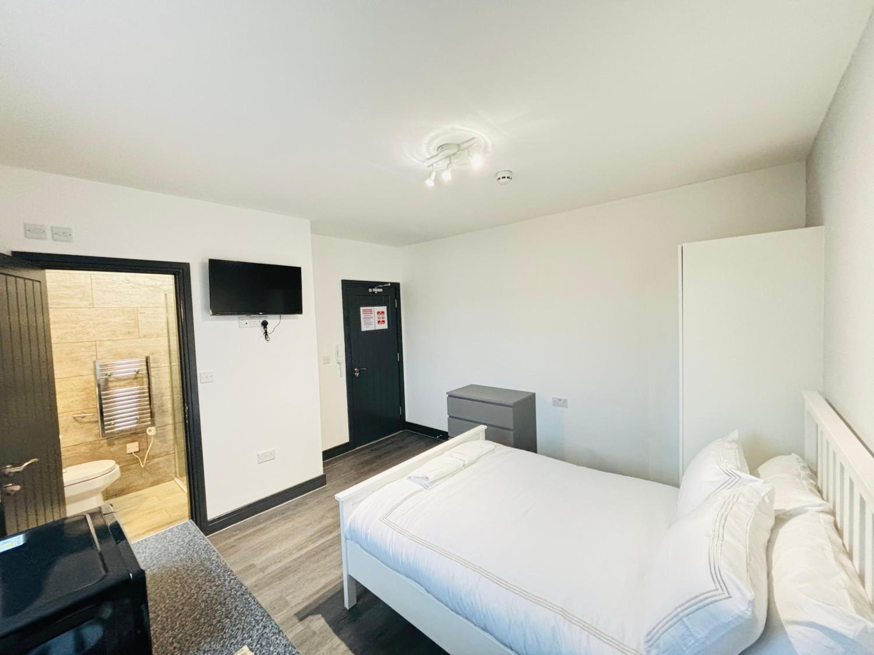 Southall Edge Inn