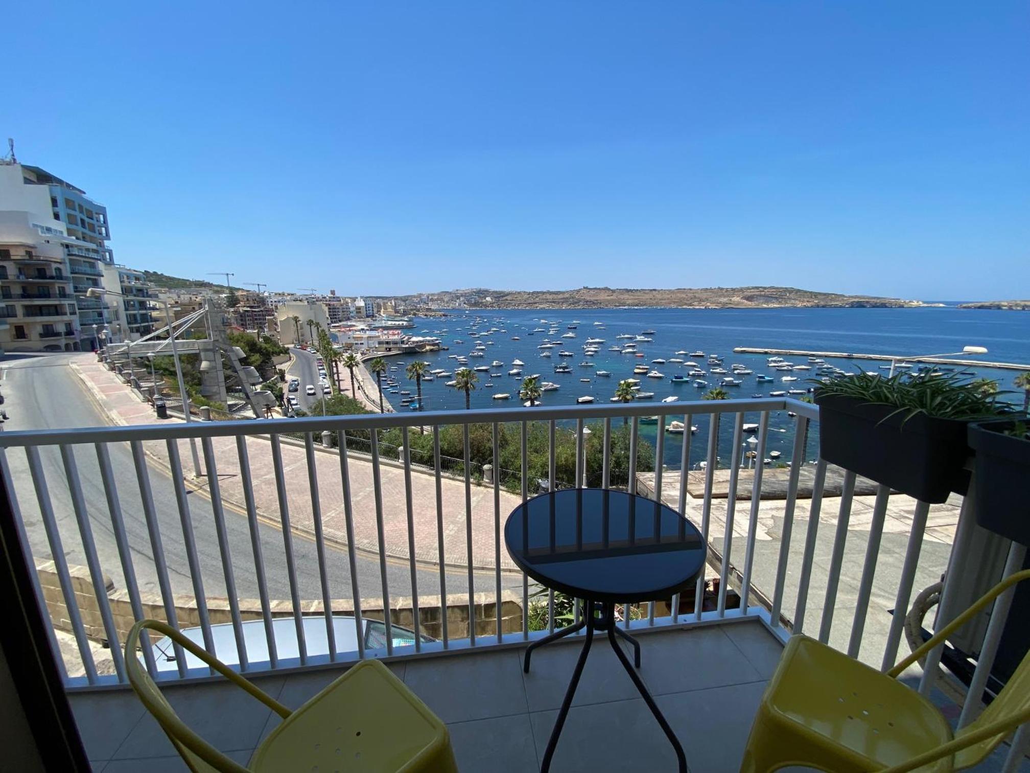 St Paul's Bay Sunset View Apartment - Cosy 2 Bed Apartment no 1 photo 1