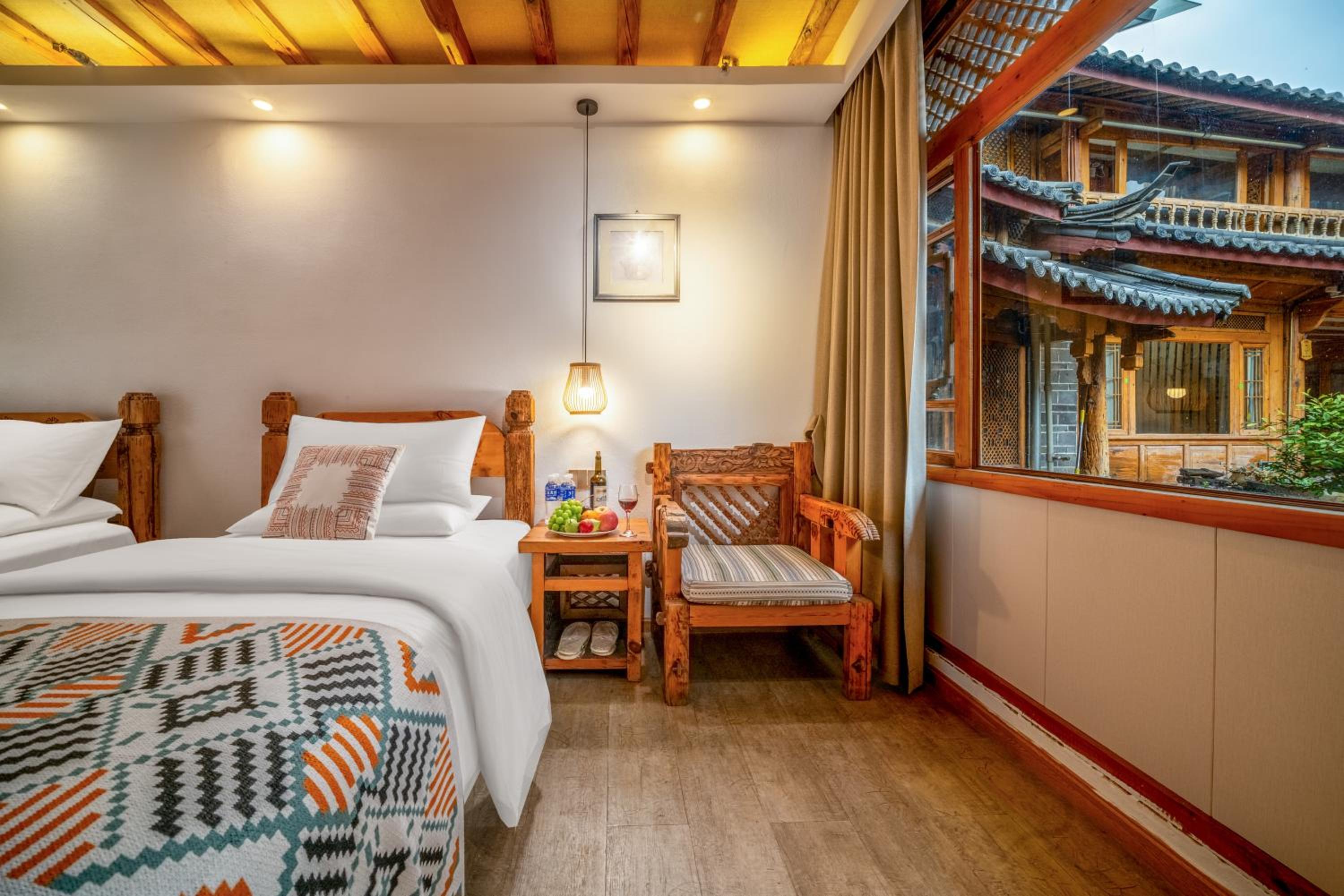 Walk Together Hotel