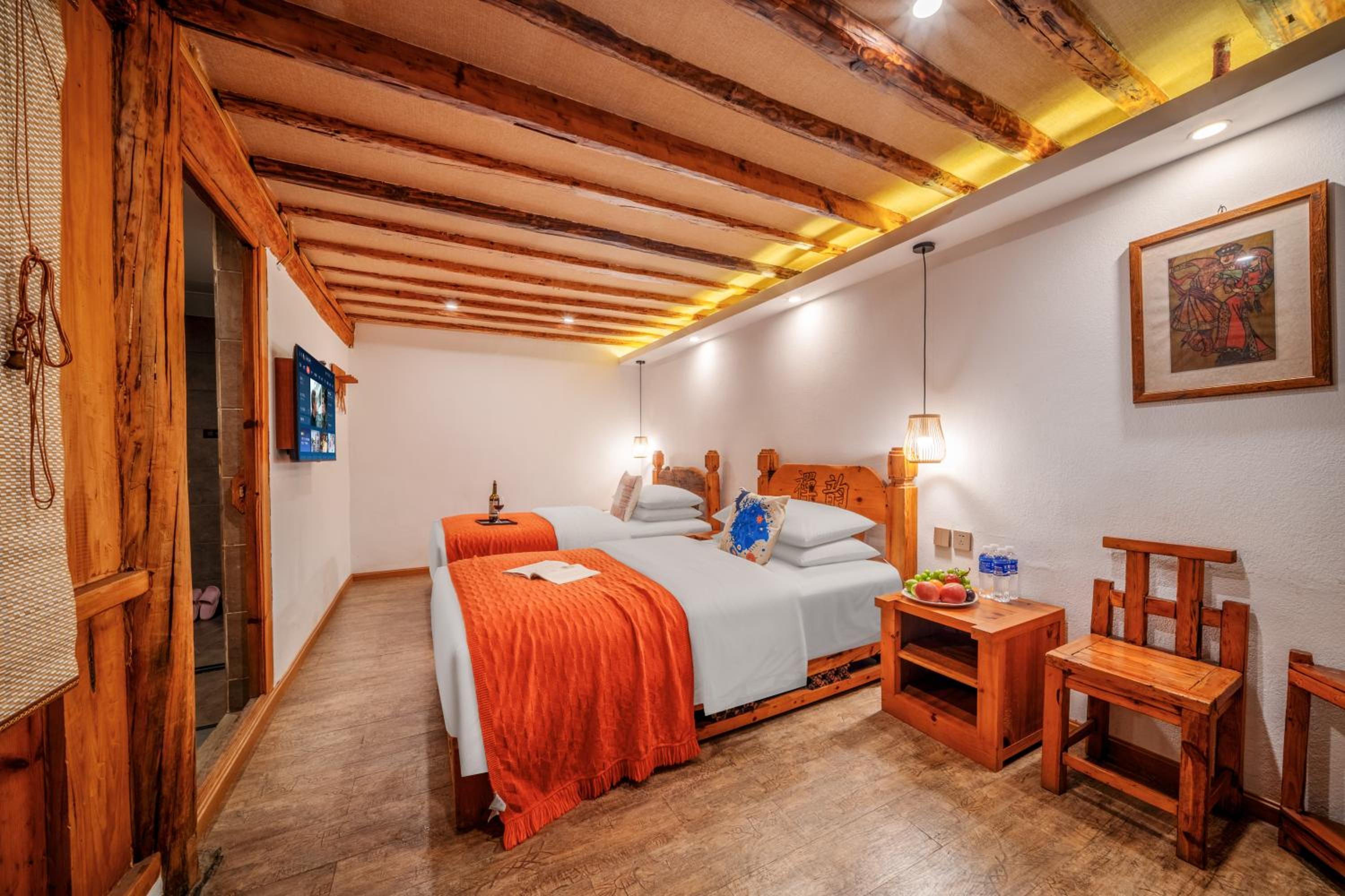 Walk Together Hotel