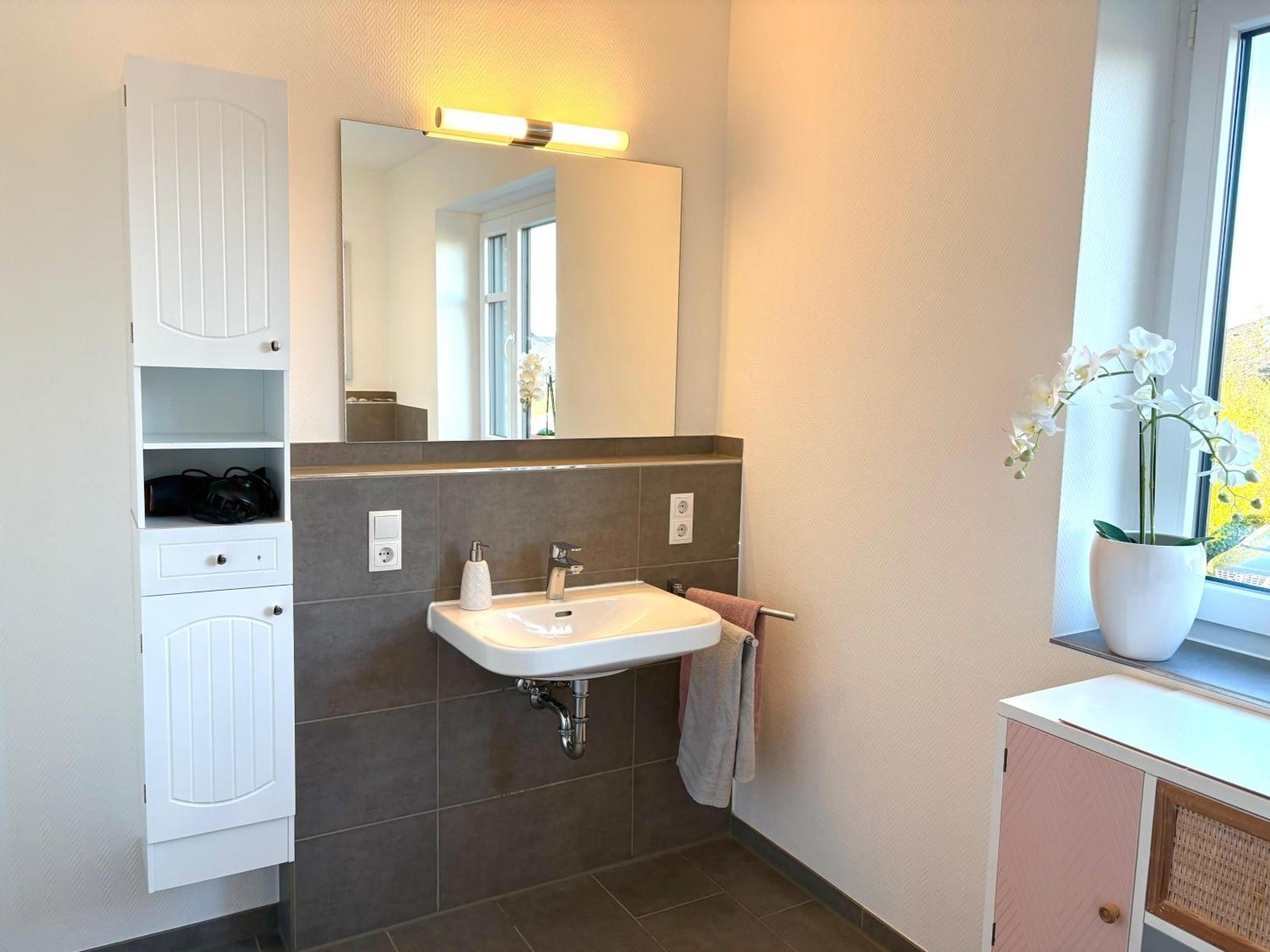 Wunderbare Ferienwohnung OG mit Nähe zum Badesee 1
