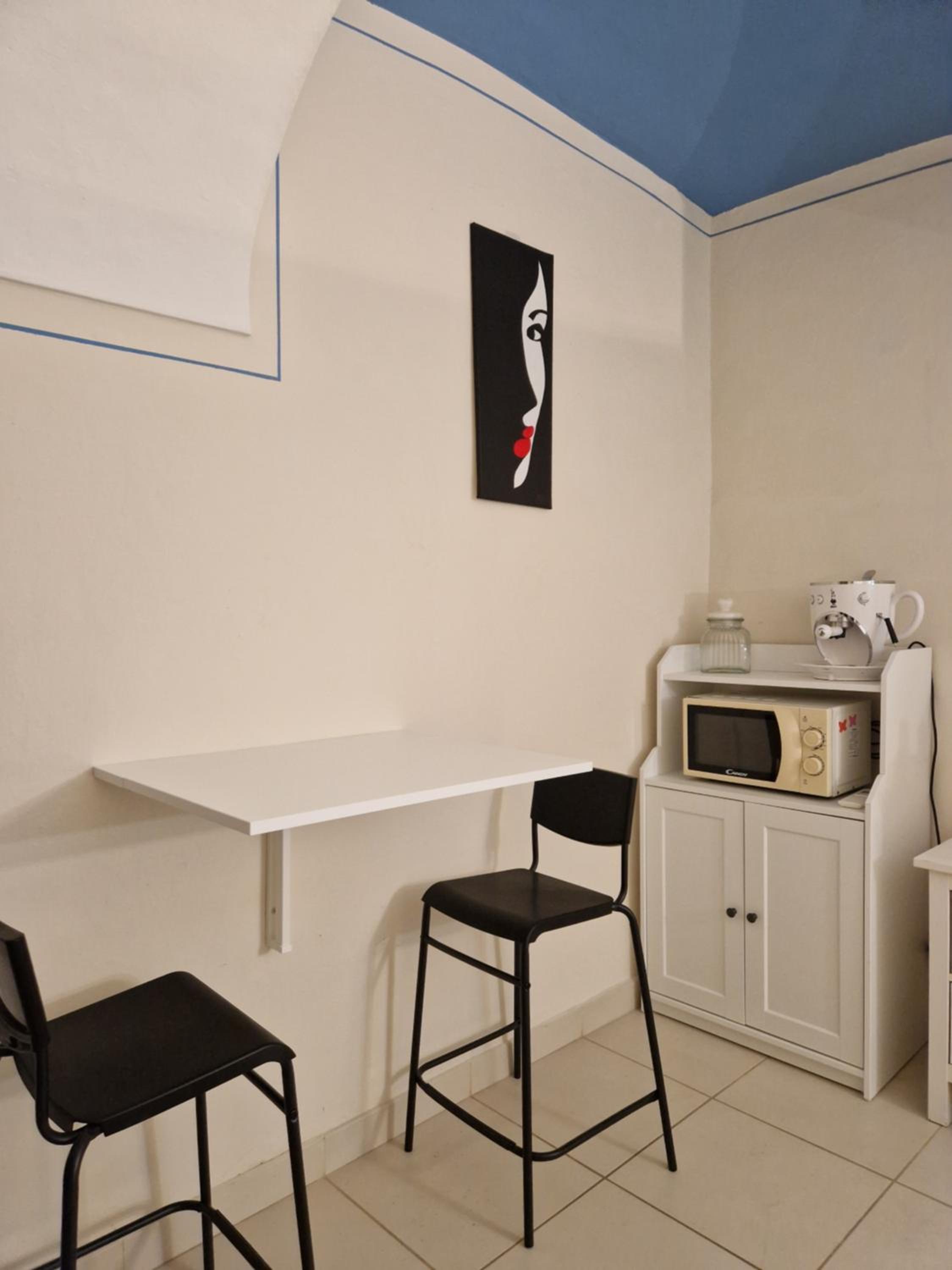 Alice Apartments