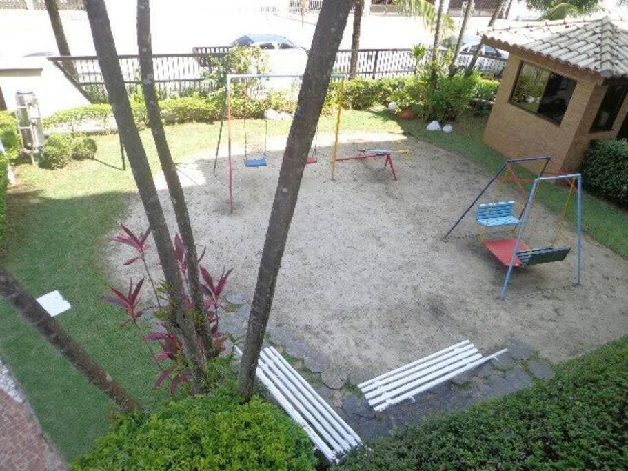 Conforto e lazer na praia da Enseada!