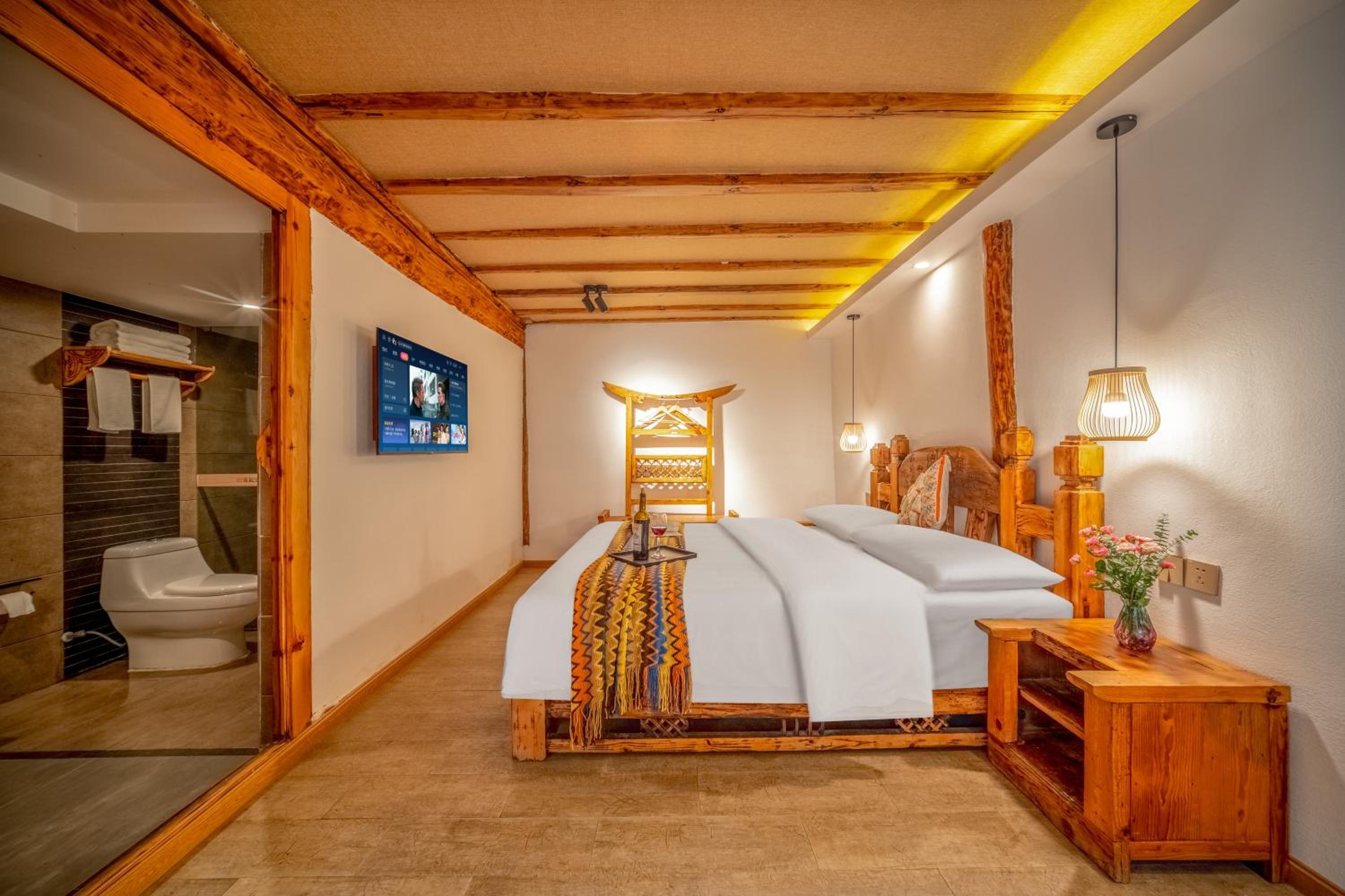 Walk Together Hotel