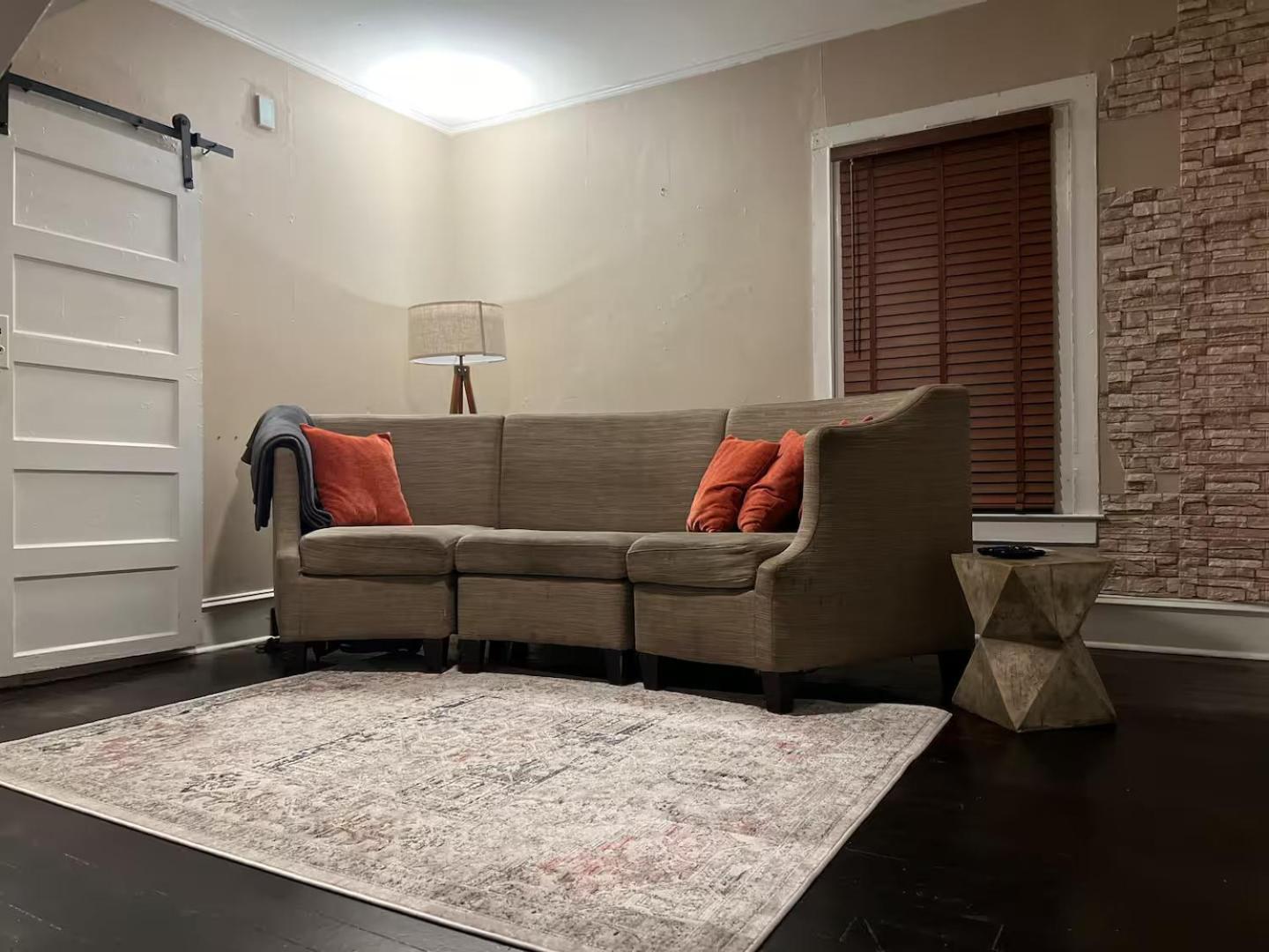 Historic Little Bungalow in Eclectic Neighborhood Downtown