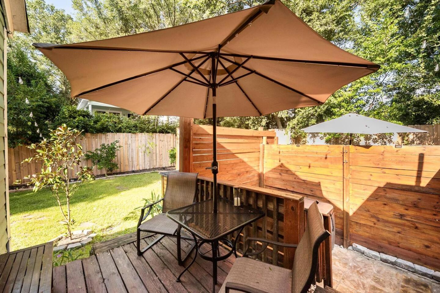 Historic Little Bungalow in Eclectic Neighborhood Downtown