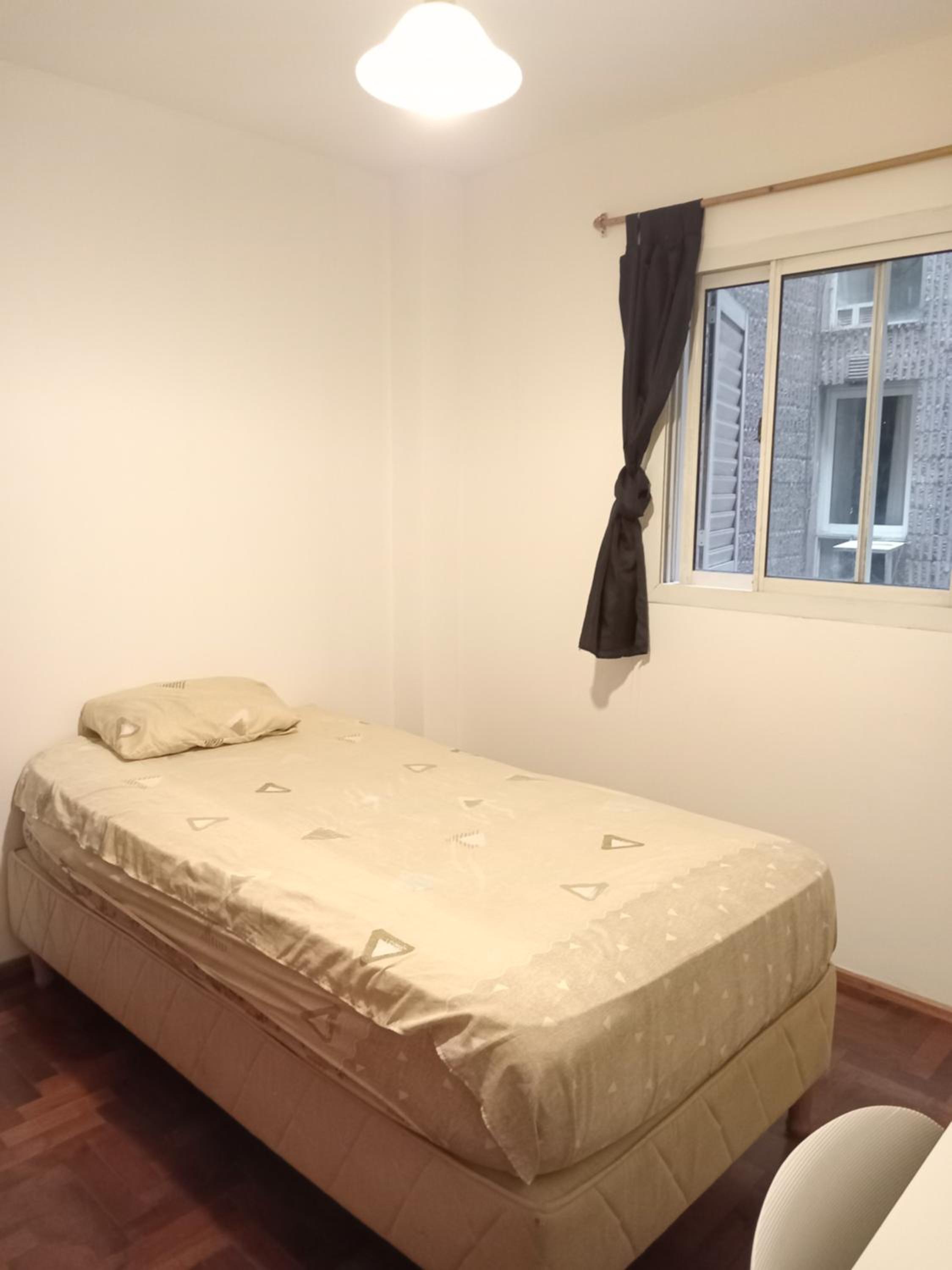 Apartamento Particular- Habitación Individual con Baño Compartido