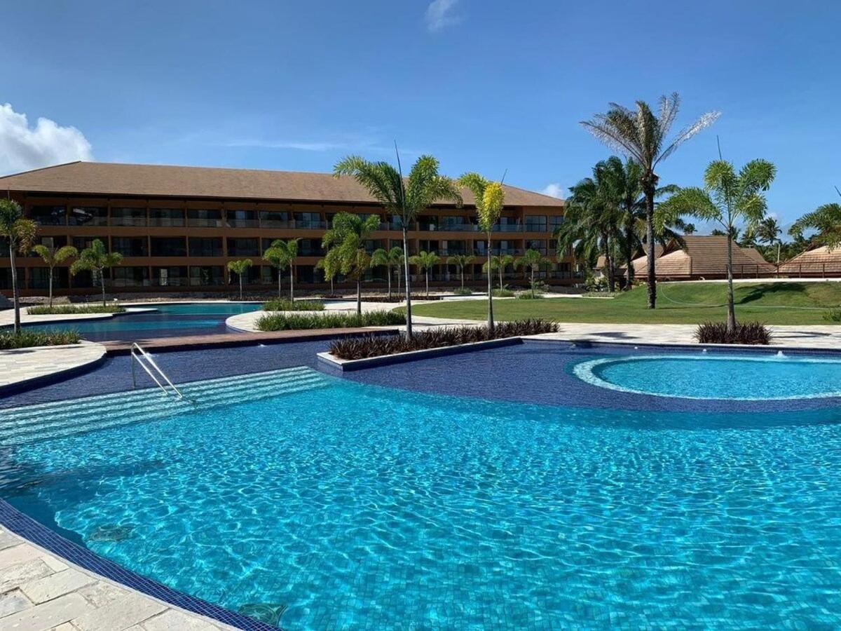 Flats, Apartamentos e Bangalôs na Praia dos Carneiros, ao lado da Igrejinha de São Benedito