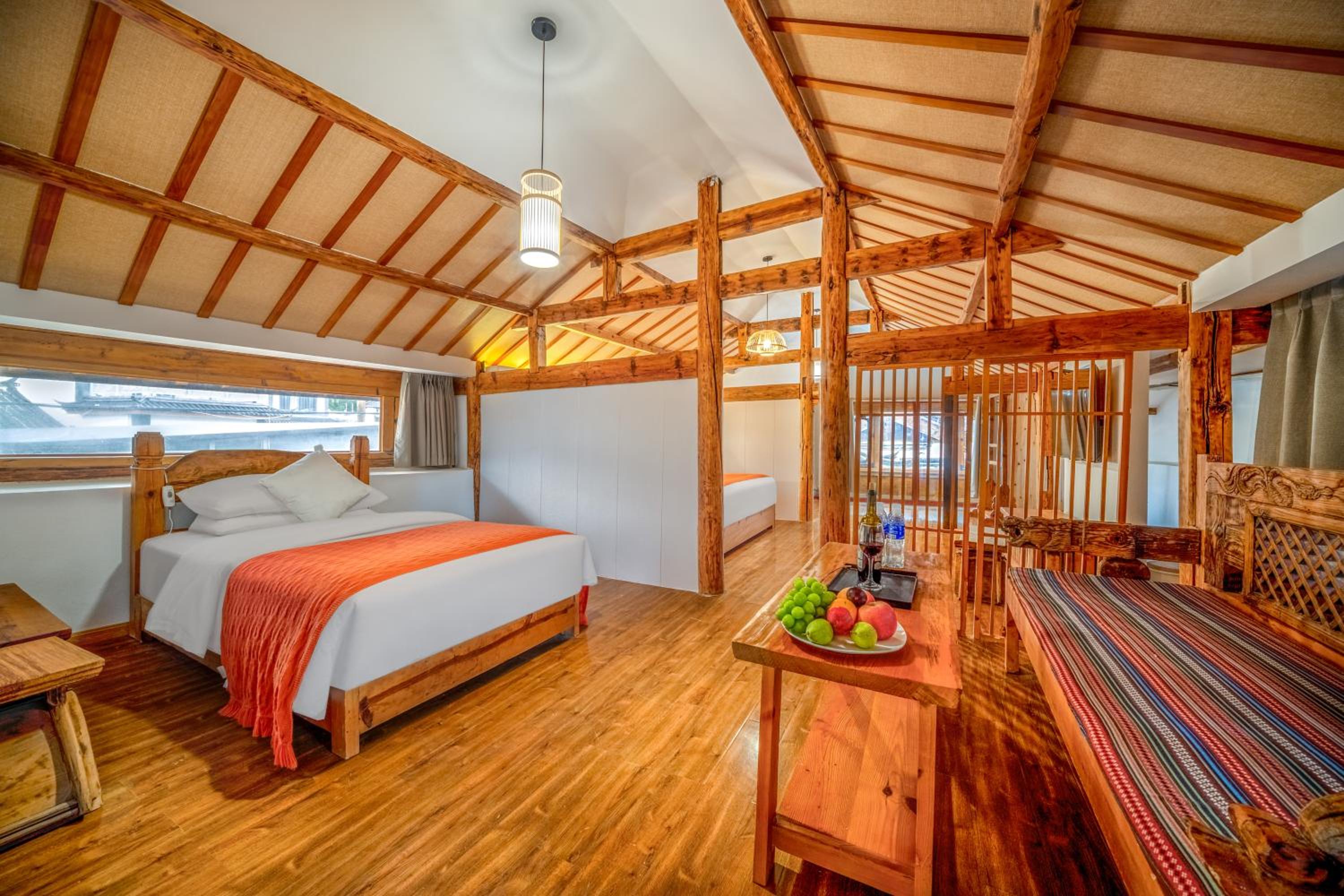 Walk Together Hotel