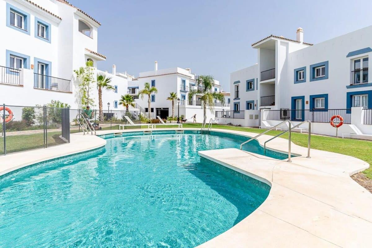Paraiso Pueblo Deluxe Family Resort Pools Gym