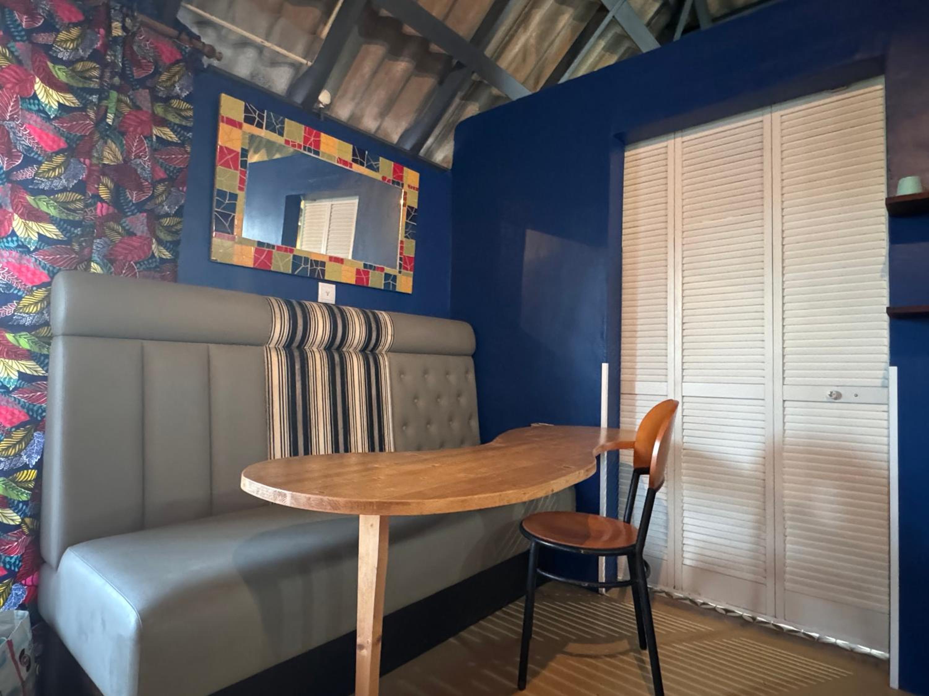 Luxe centraal gelegen appartment met privé zwembad