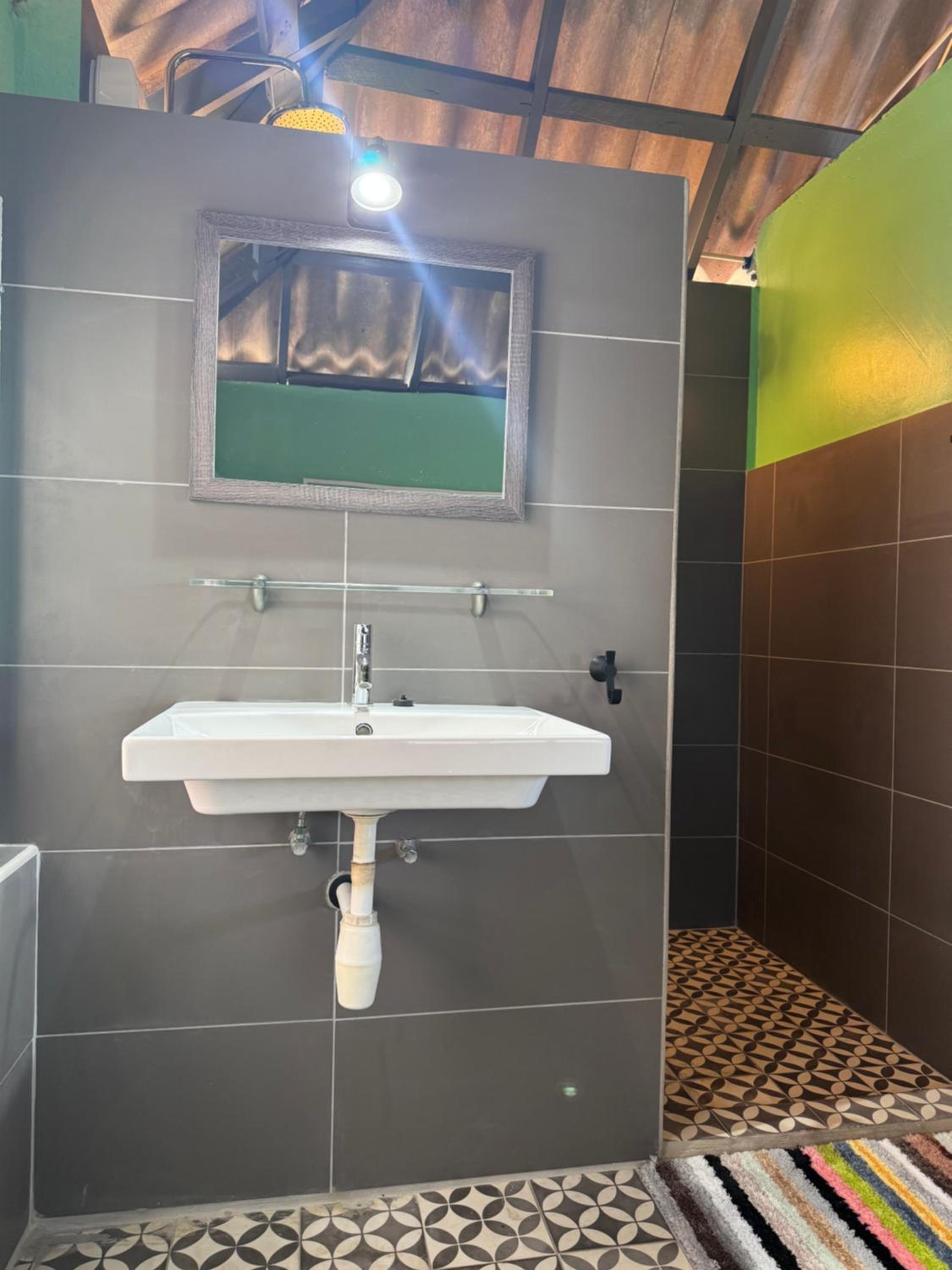 Luxe centraal gelegen appartment met privé zwembad