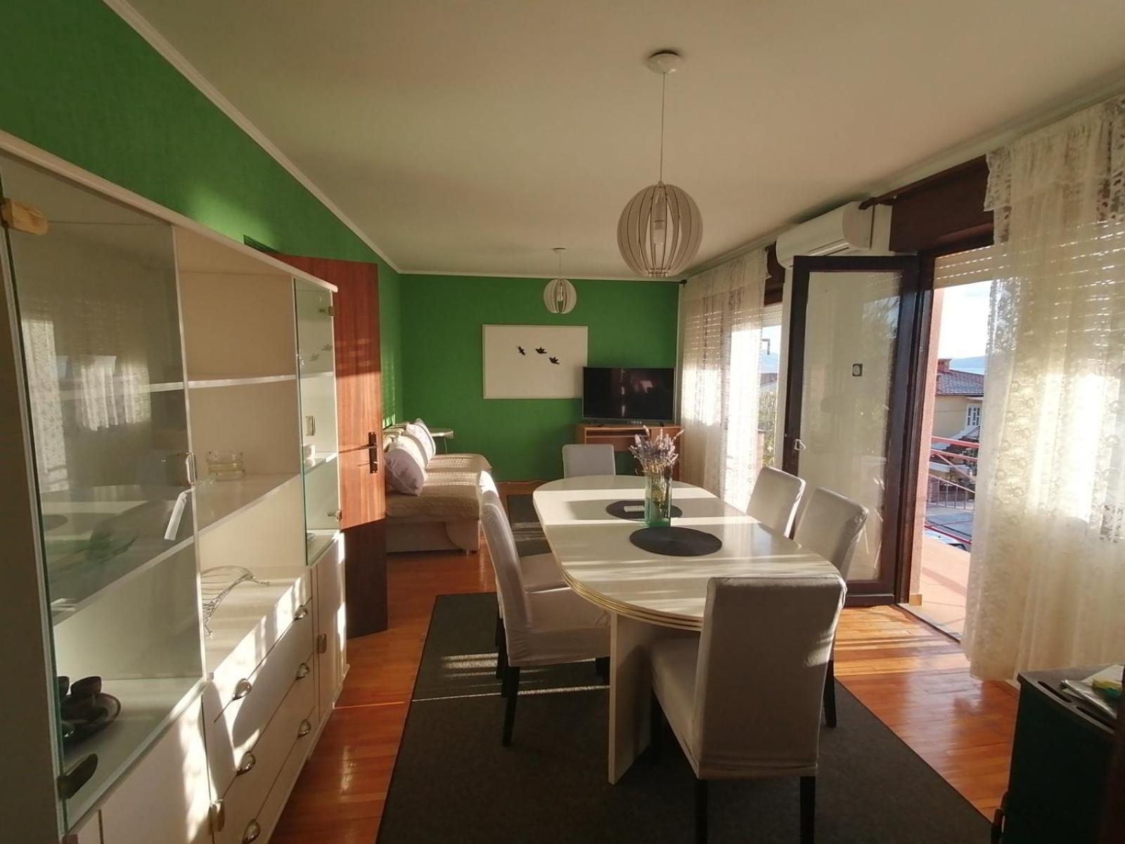 Apartman Visnja