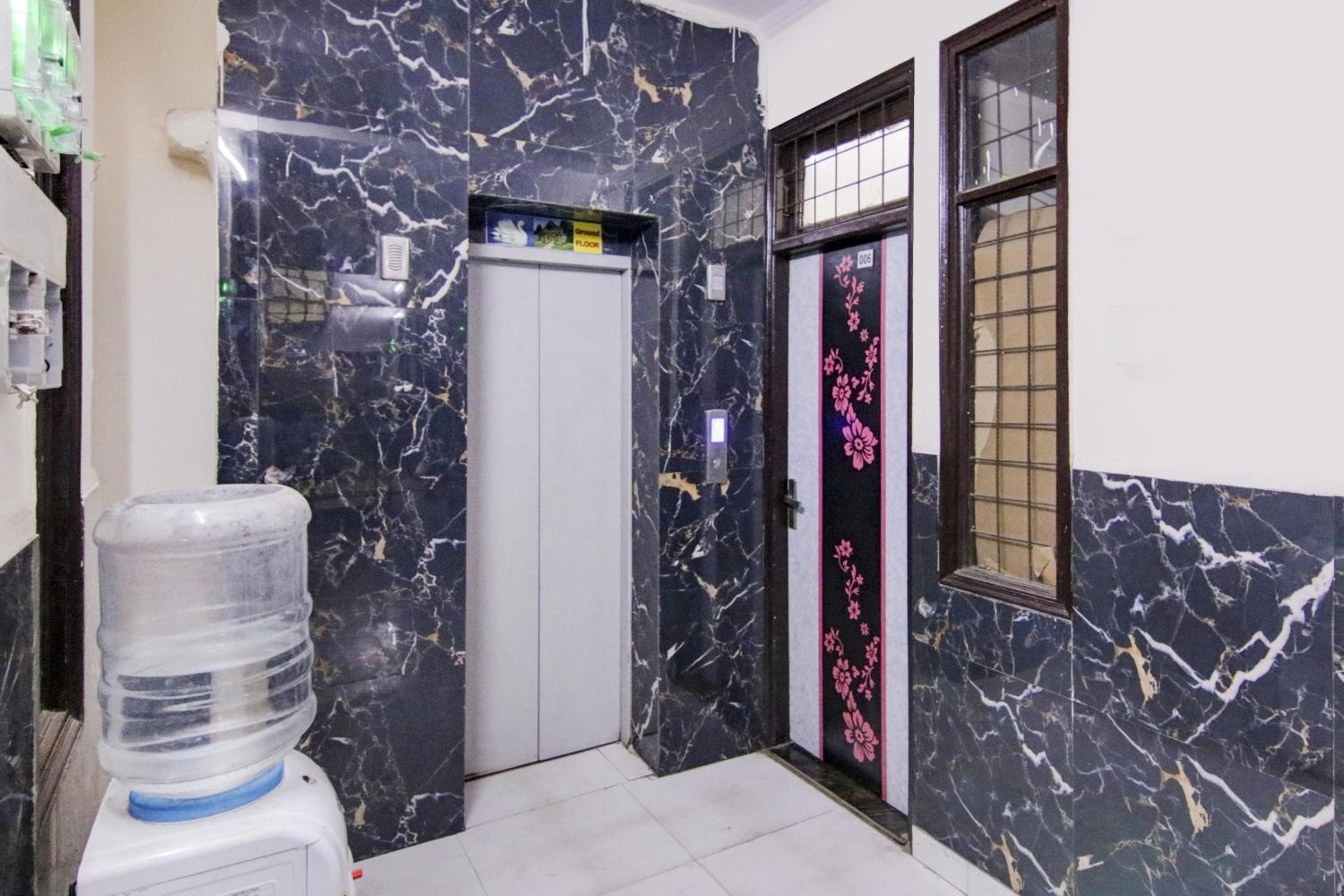 Hotel O Hansa Residency Near Akshardham view 5