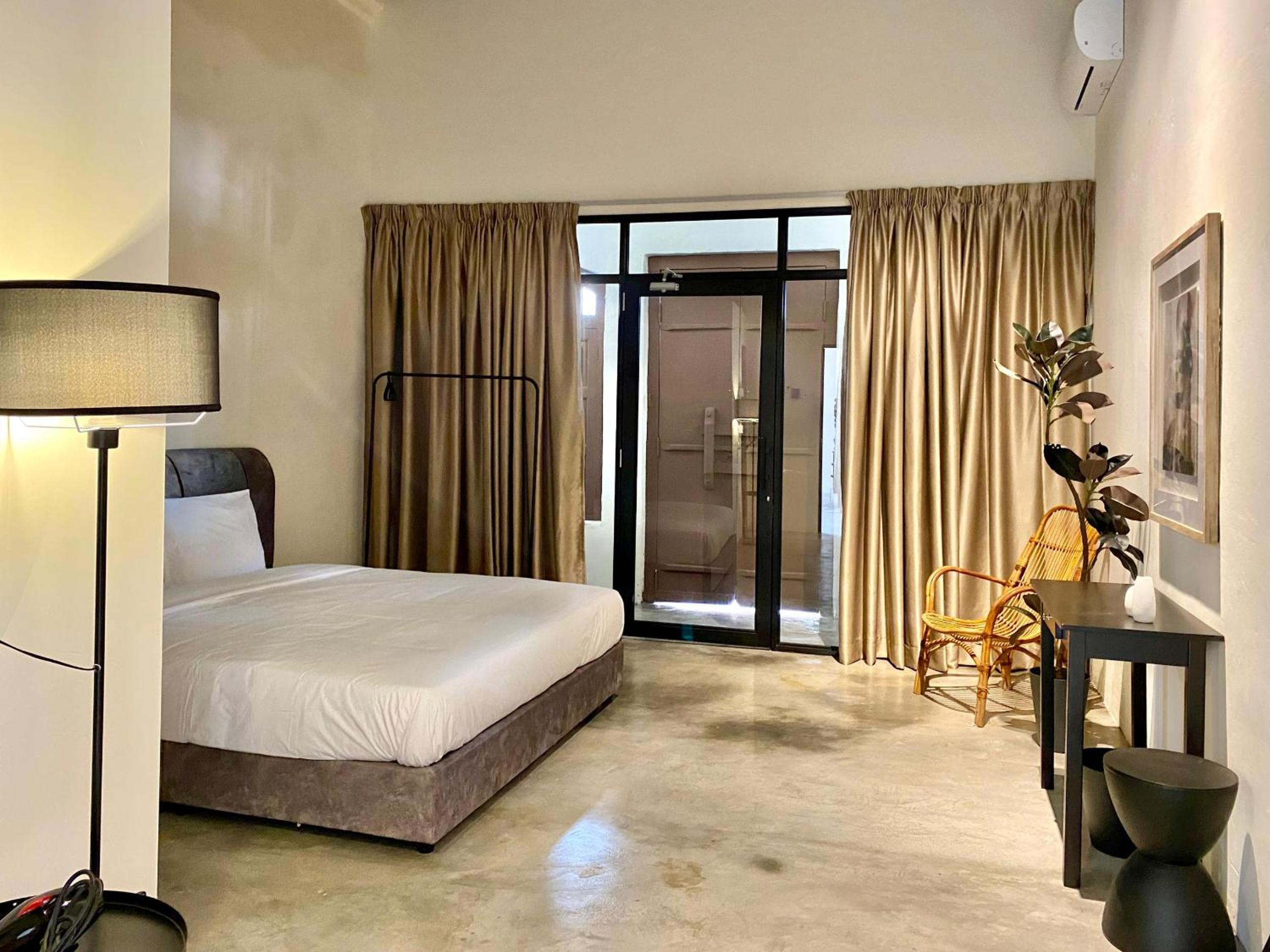 Melayu Villa by Aayu - 8 mins walk to Armenian St photo 7