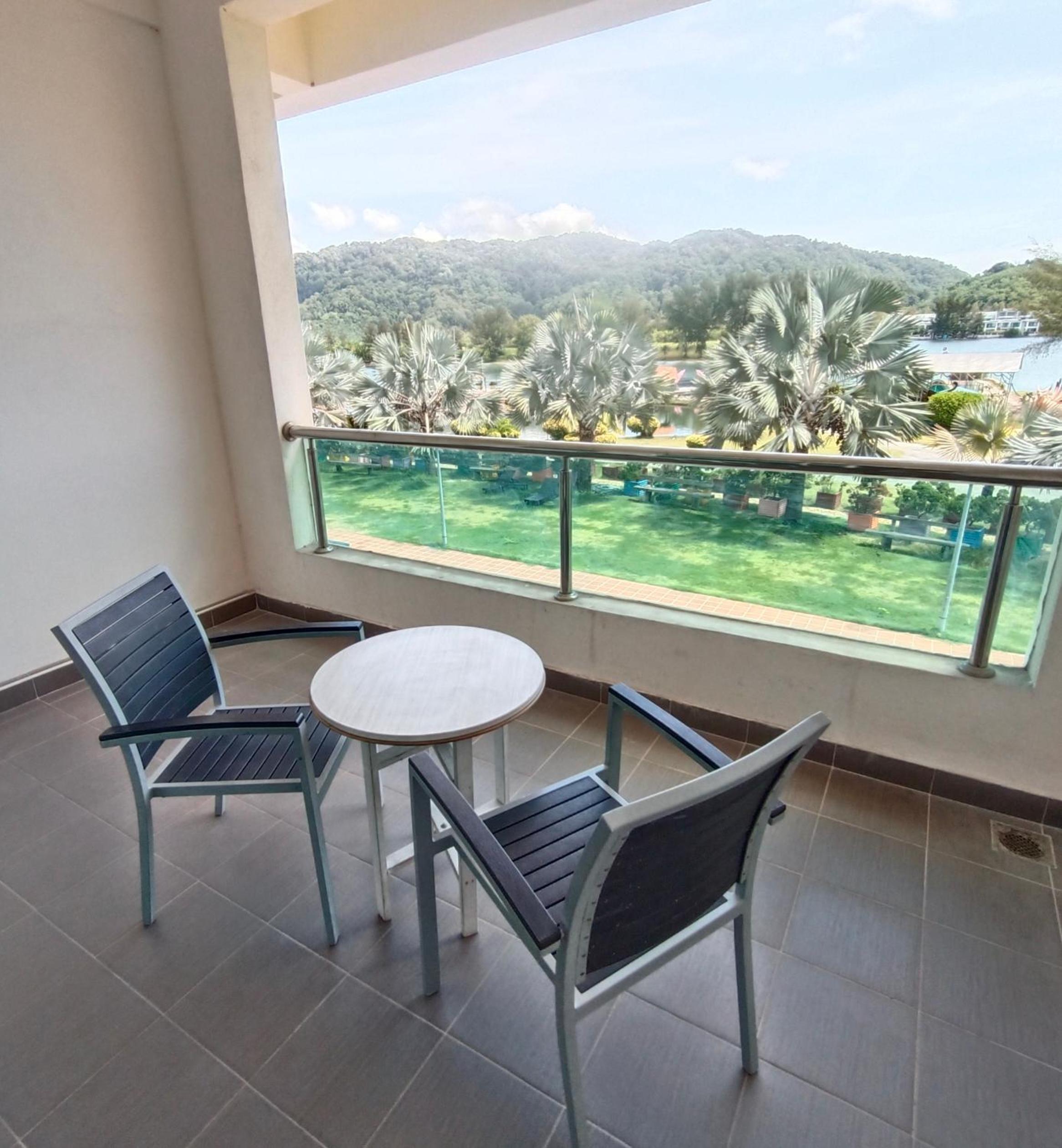 Glossy Marina Homestays photo 2