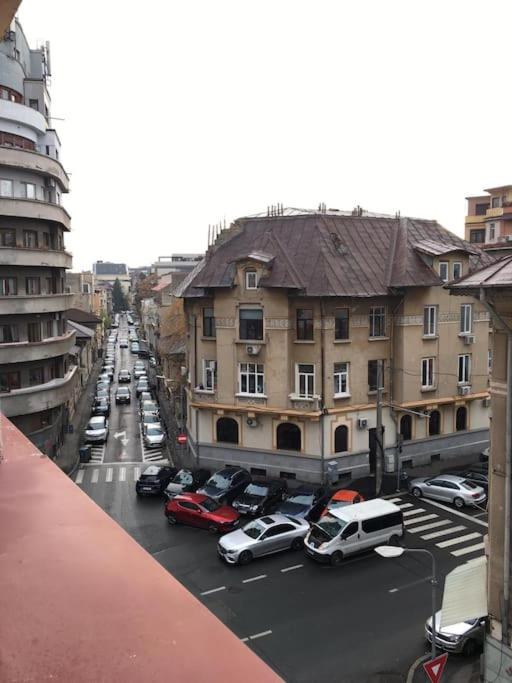Spacious city center apartment