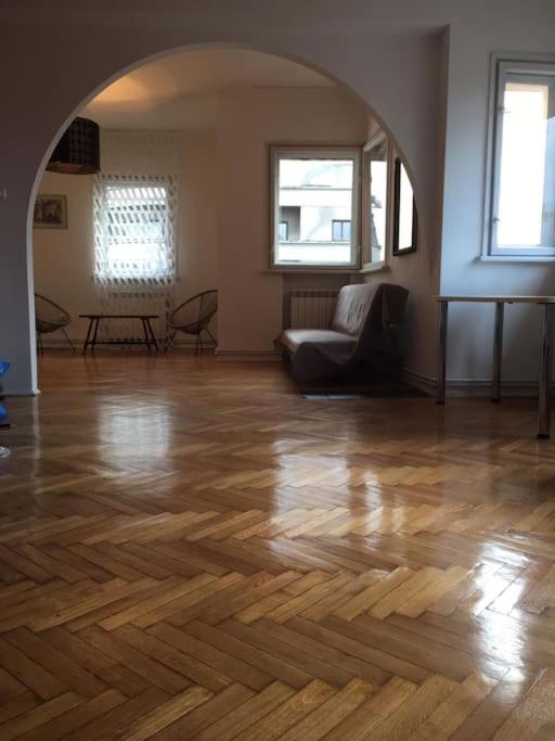 Spacious city center apartment
