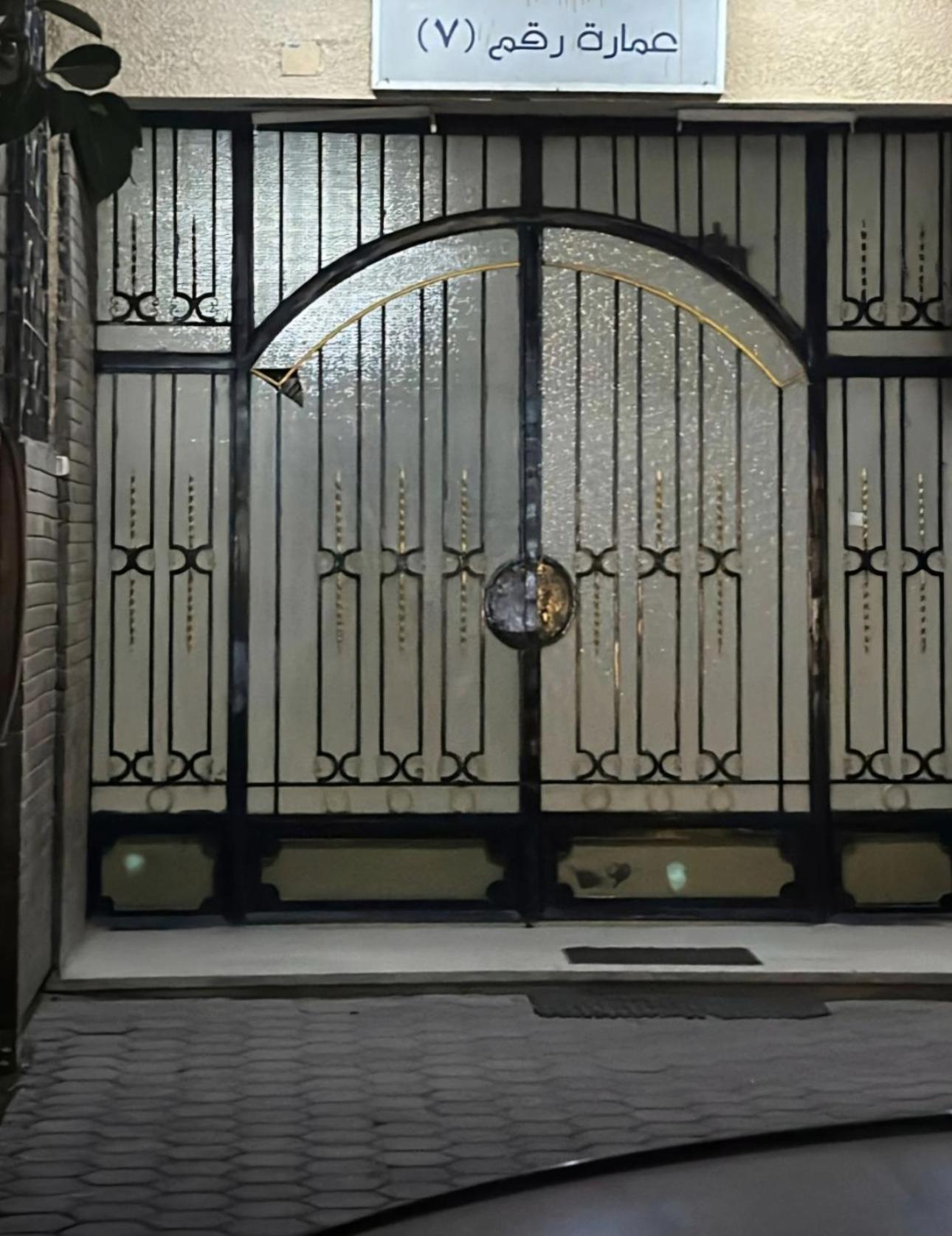 Hotel Flat at prime location with wifi and garden view - Image 1