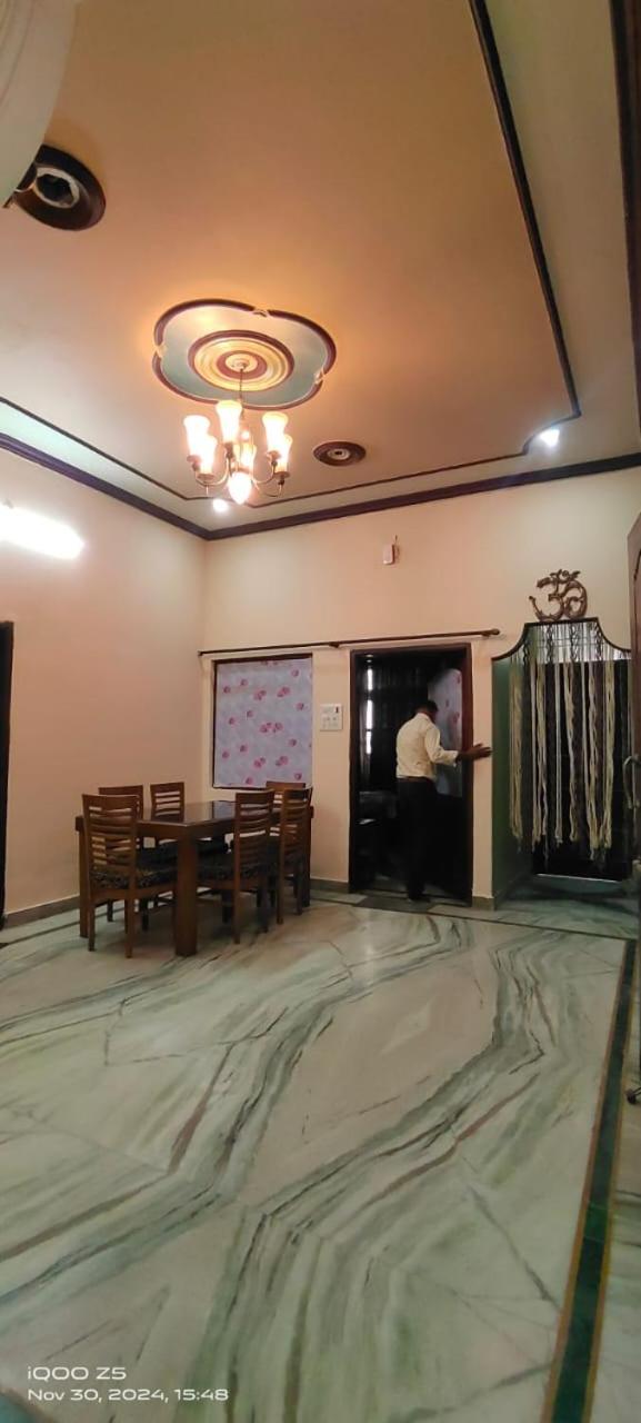 Hotel Himadri view 3
