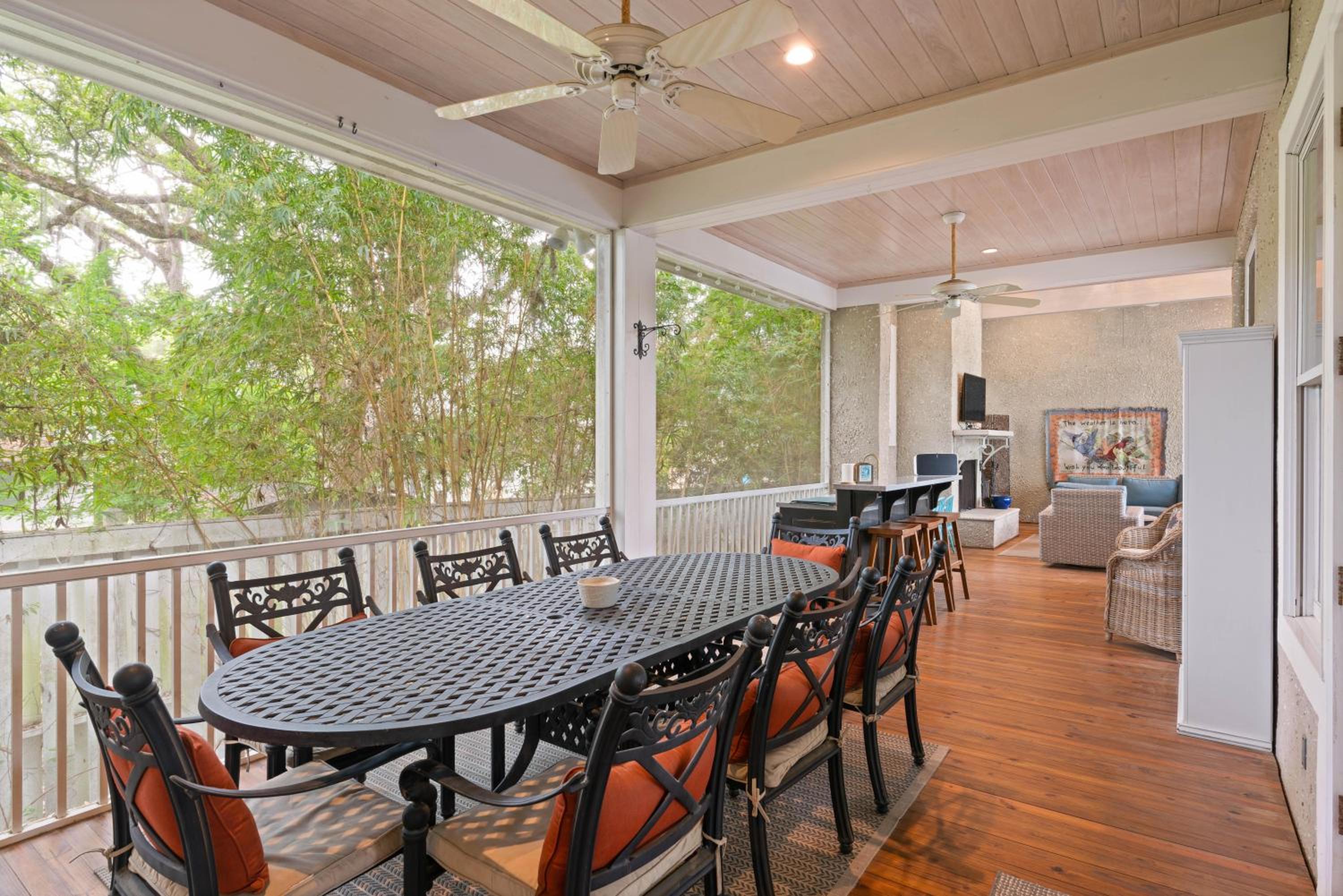 The Coral Door Beach House - 4315 Fourth Street view 4