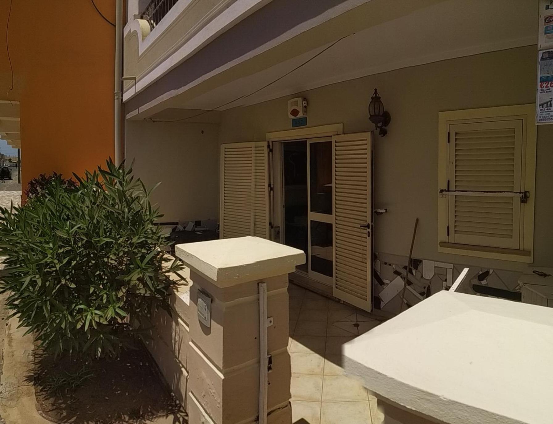 OasisT1 2 rooms 100 meters from the beach