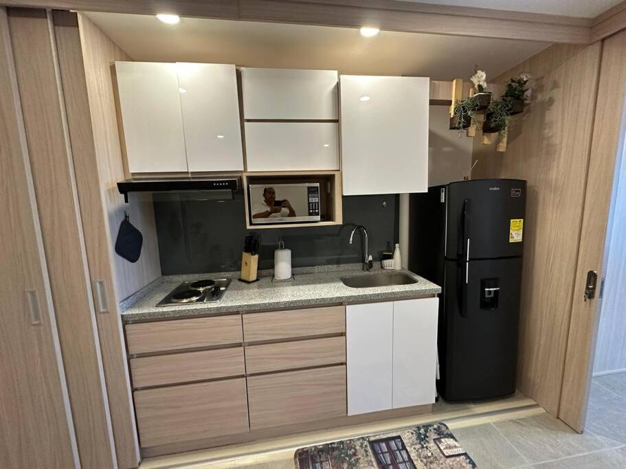 Belmonte 209-Lindo apartamento en Av centenario con pisicna gym