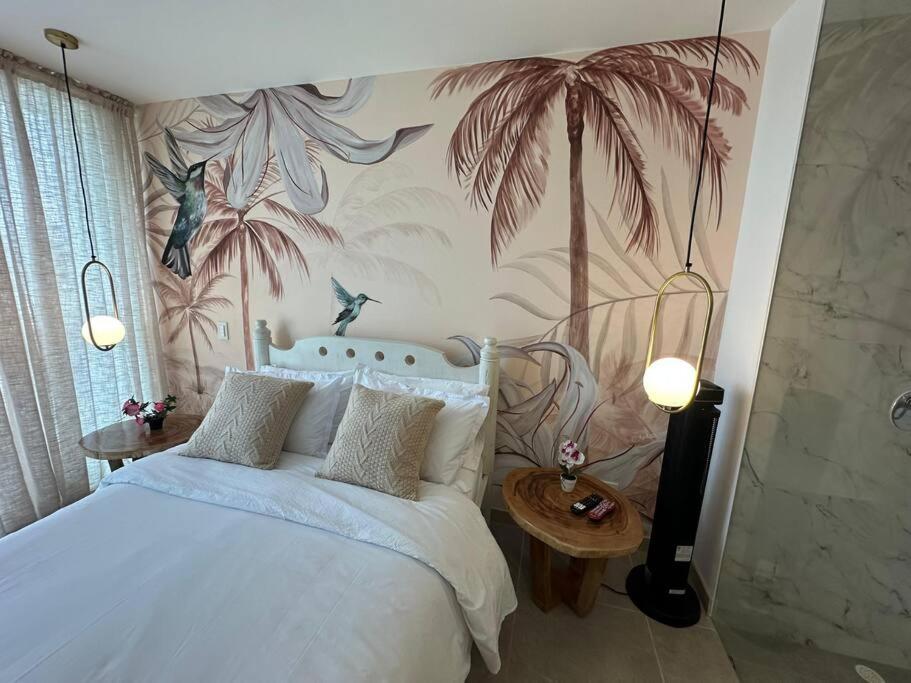 Belmonte 209-Lindo apartamento en Av centenario con pisicna gym