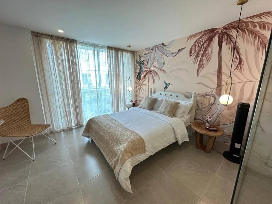 Belmonte 209-Lindo apartamento en Av centenario con pisicna gym